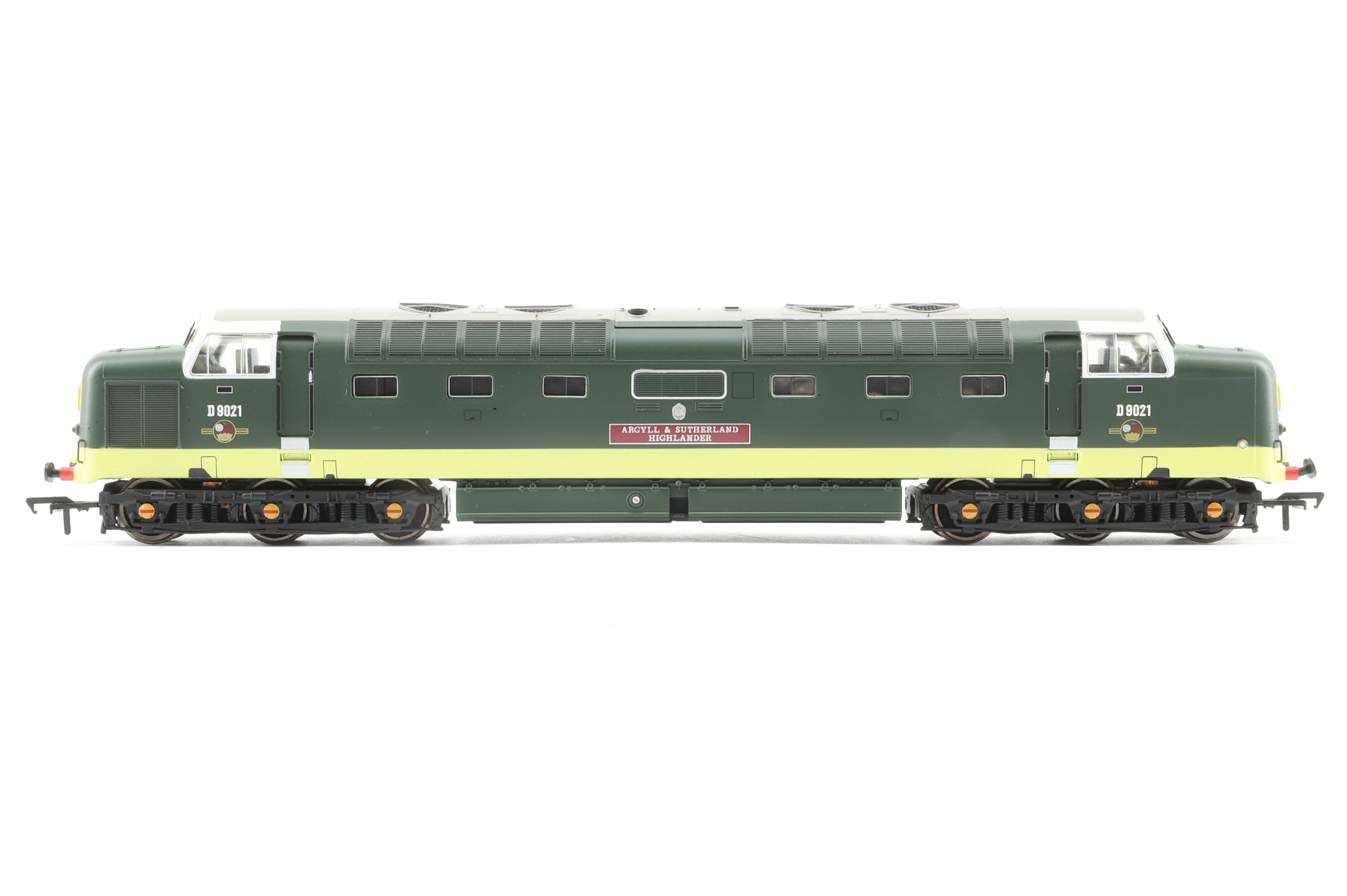 Bachmann OO 32-525X Class 55 Deltic 'D9021' 'Argyll & Sutherland' BR Green, TMC Ltd Ed. 112/504