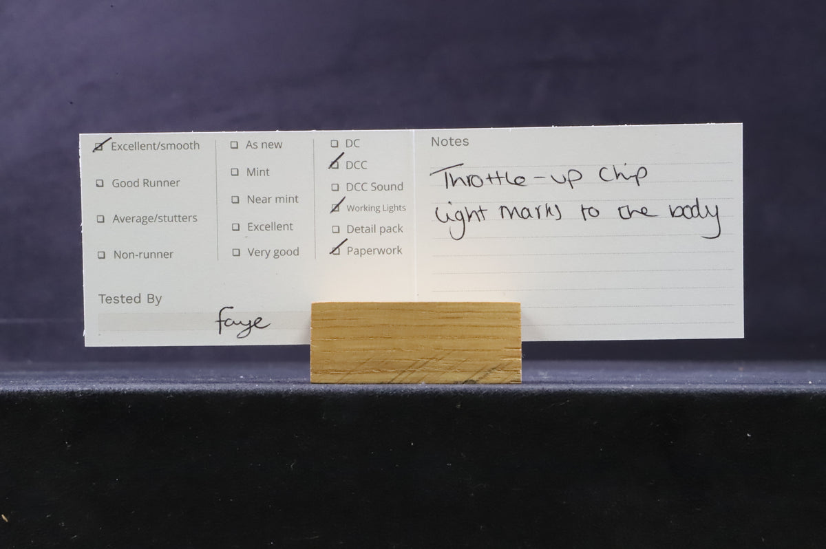 Bachmann OO 32-406 Class 25/3 &#39;D7502&#39; BR Two Tone Green DCC Fitted