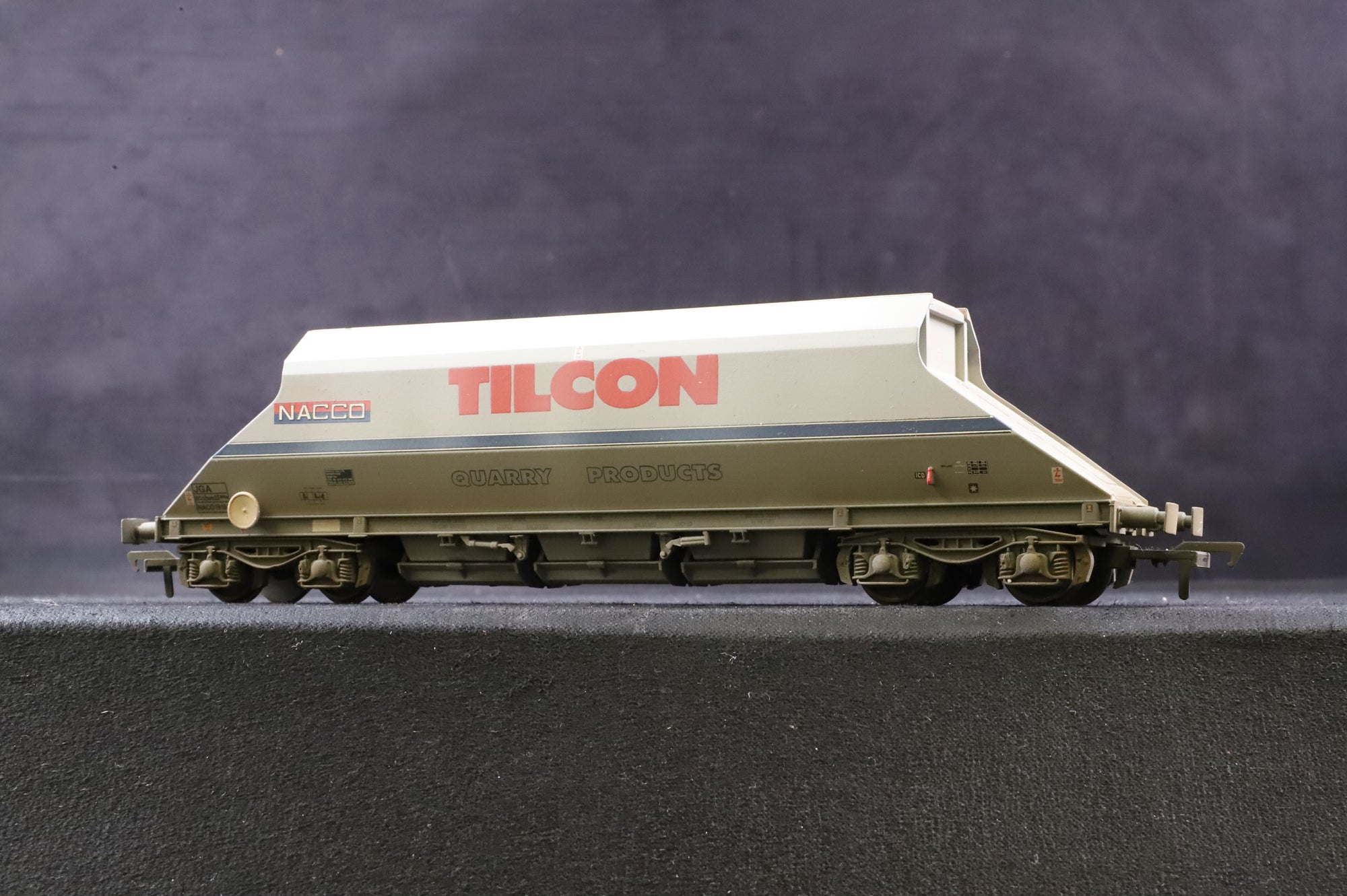 Bachmann OO 37-325/25A Rake of 3 90T JGA Bogie Hopper Wagons in Nacco/Tilcon livery - Mixed Weathered/Pristine