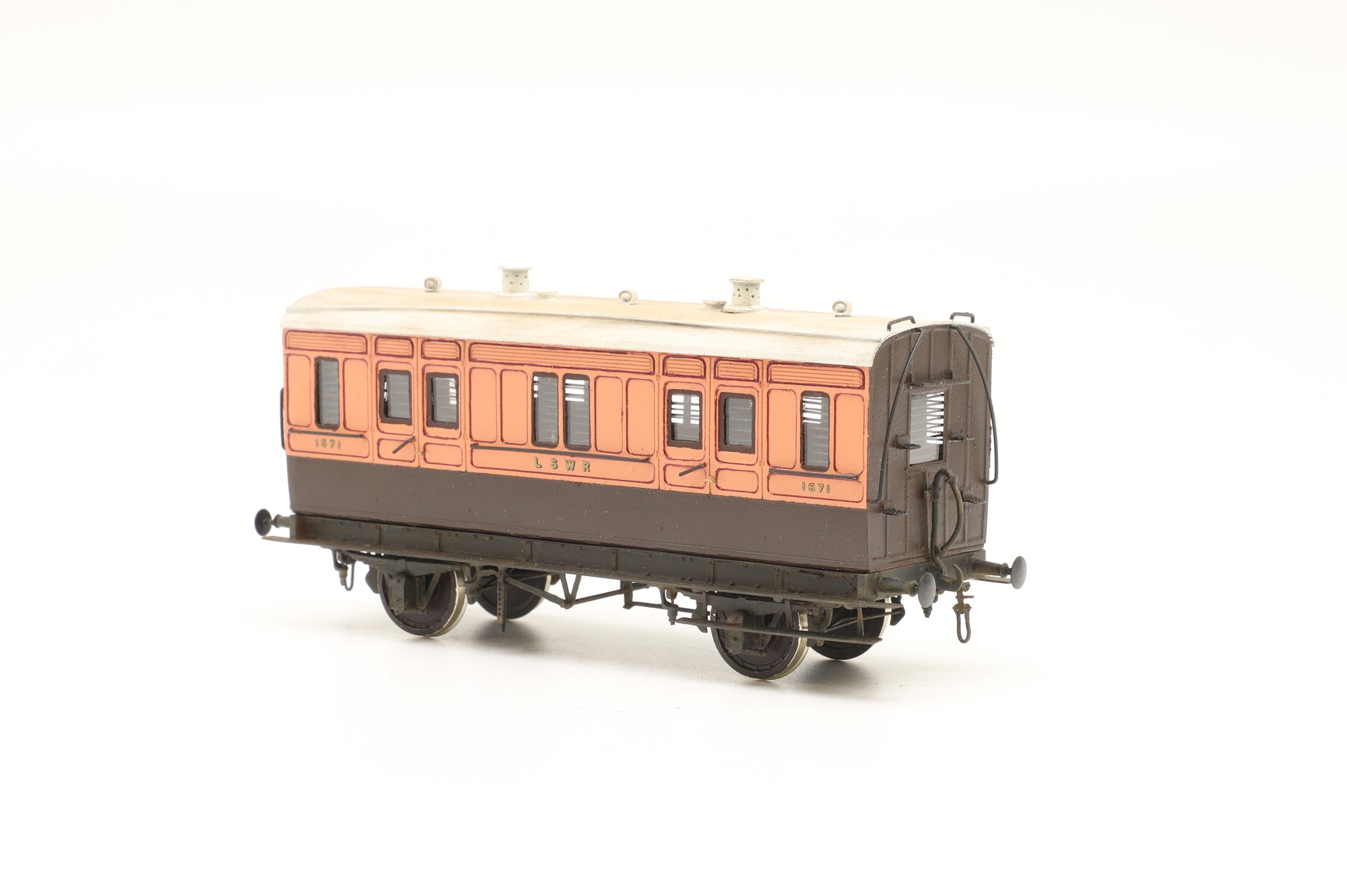 Kit Built P4 Rake of 4 LSWR Luggage Vans, Weathered