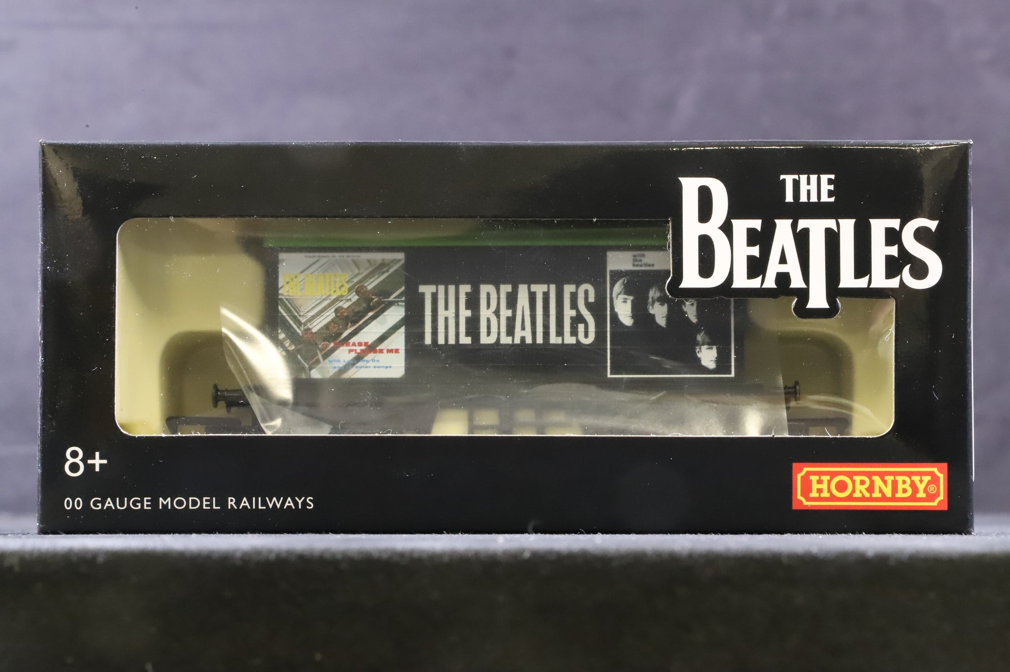 Hornby OO R60184 The Beatles 'Please Please Me' & 'With The Beatles Wagon