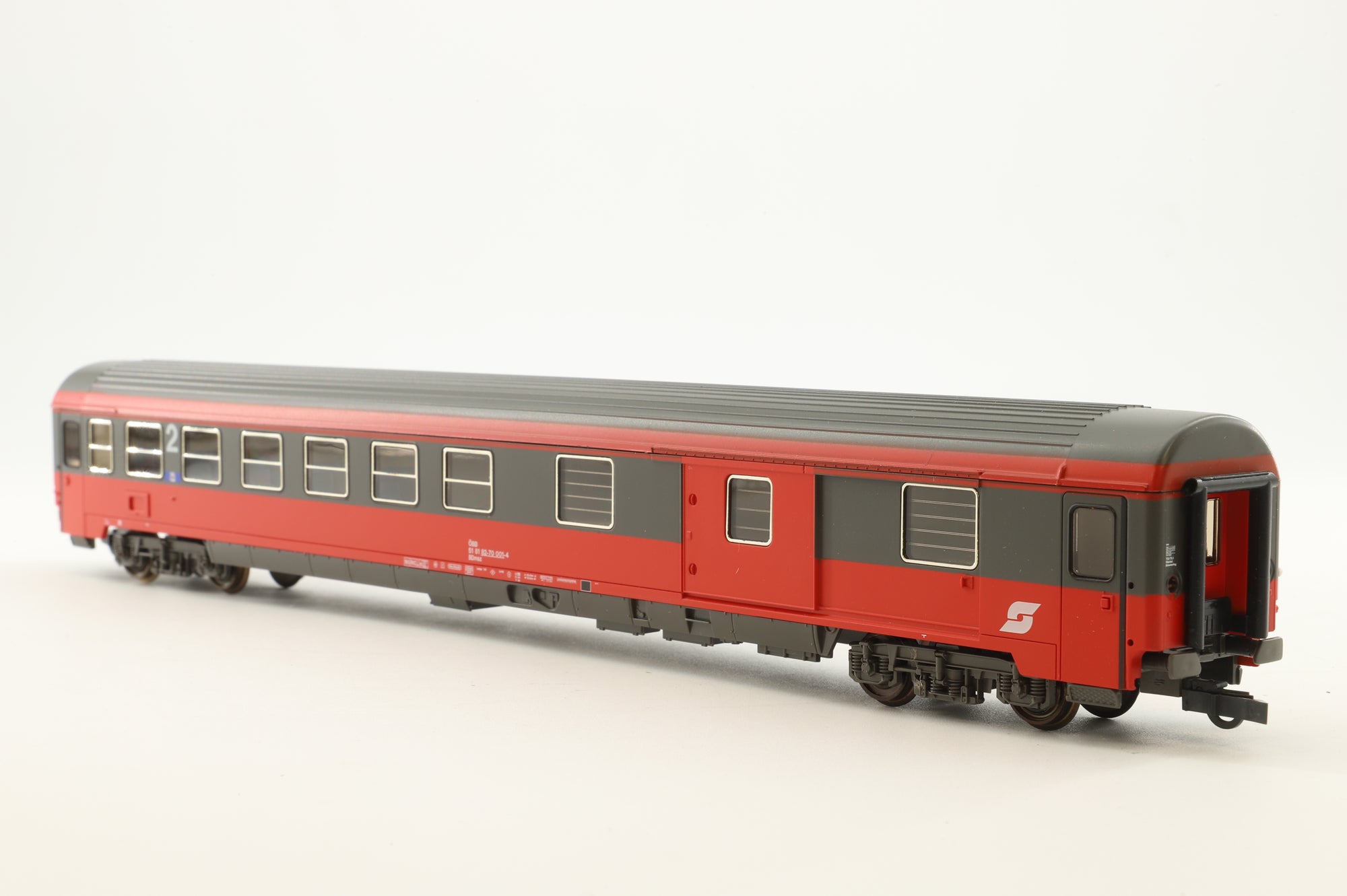 Roco HO Rake of 3 SBB Coaches