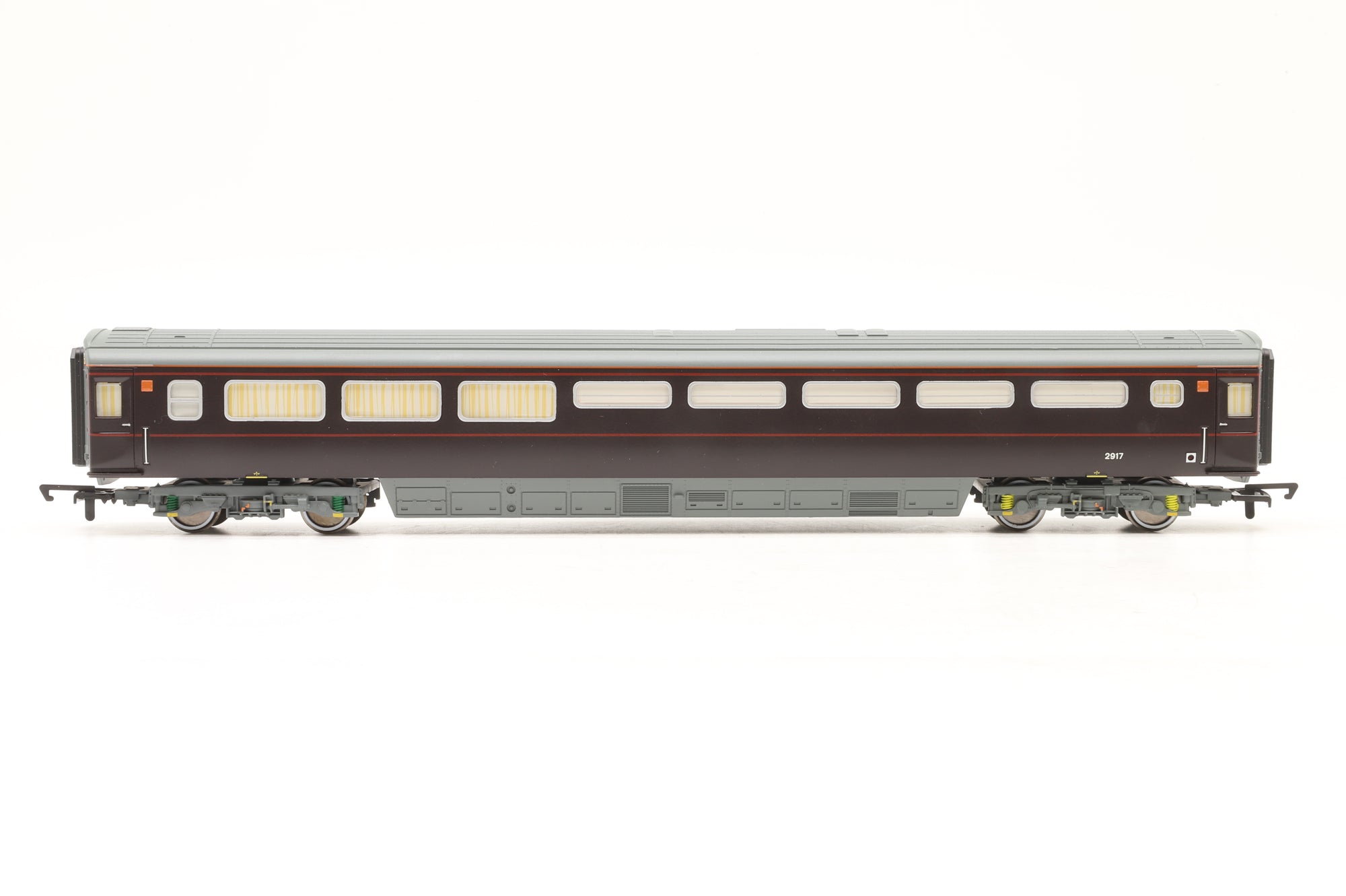 Hornby OO R3094 Diamond Jubilee Train Pack Incl. Britannia Class & 3x Mk3s