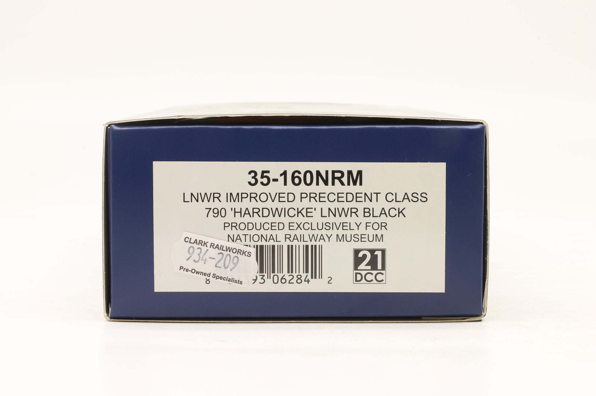 Bachmann OO 35-160NRM LNWR Improved Precedent Class No. 790 'Hardwicke' LNWR Black, NRM Exclusive