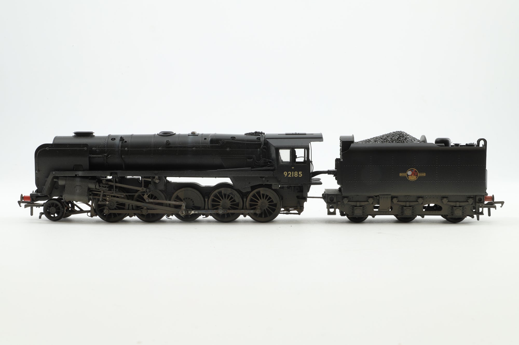Bachmann OO 32-858DC Class 9F 92185 in BR Black w/ Late Crests - DCC Sound & Weathered