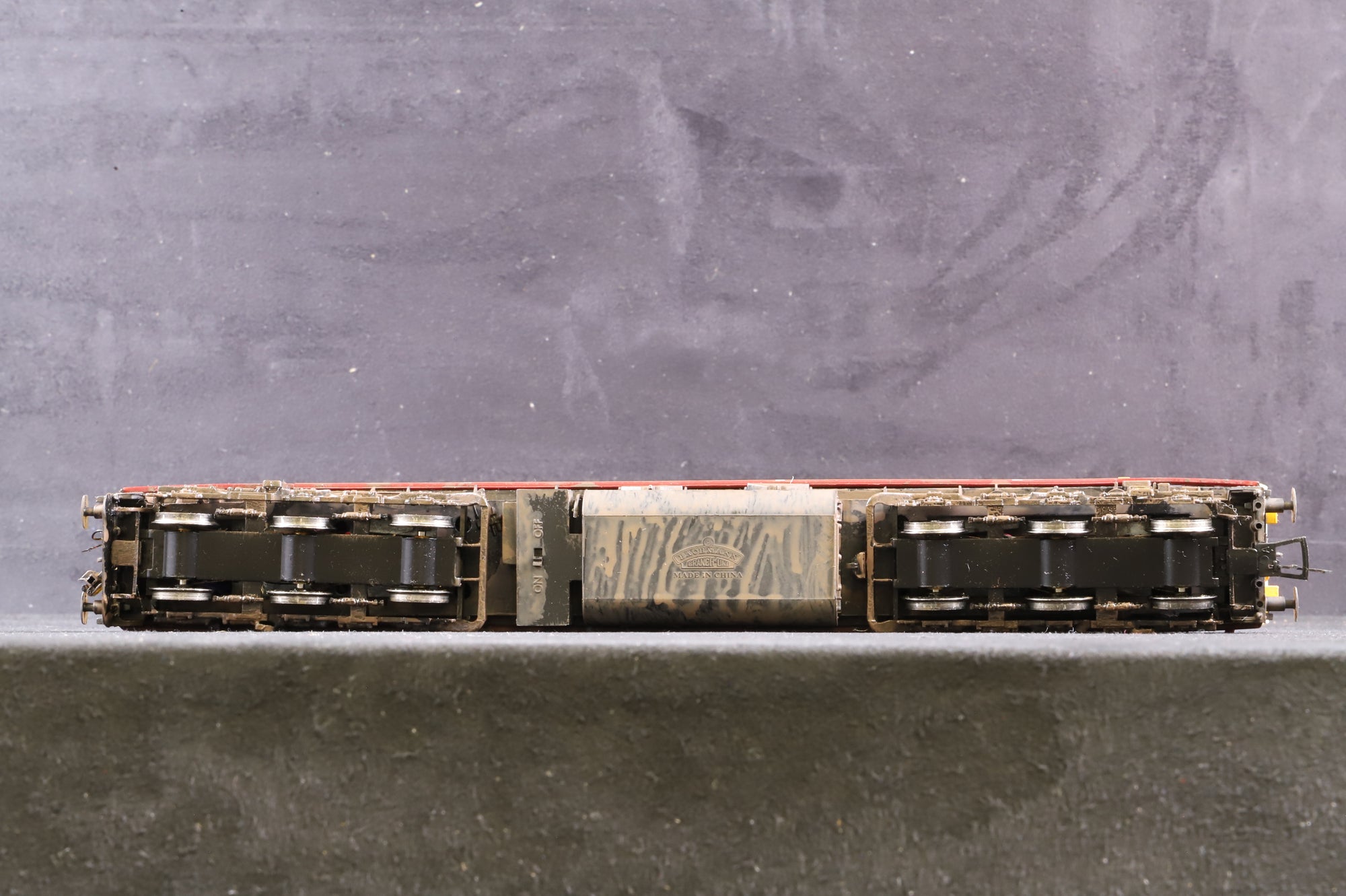 Bachmann OO 32-730 Class 66 '66200' EWS/ DB Renumbered/ Weathered, DCC Sound