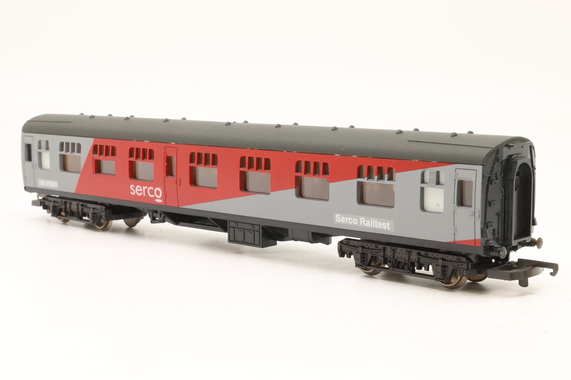 Custom OO Mk1 DB975001 Serco Railtest Coach
