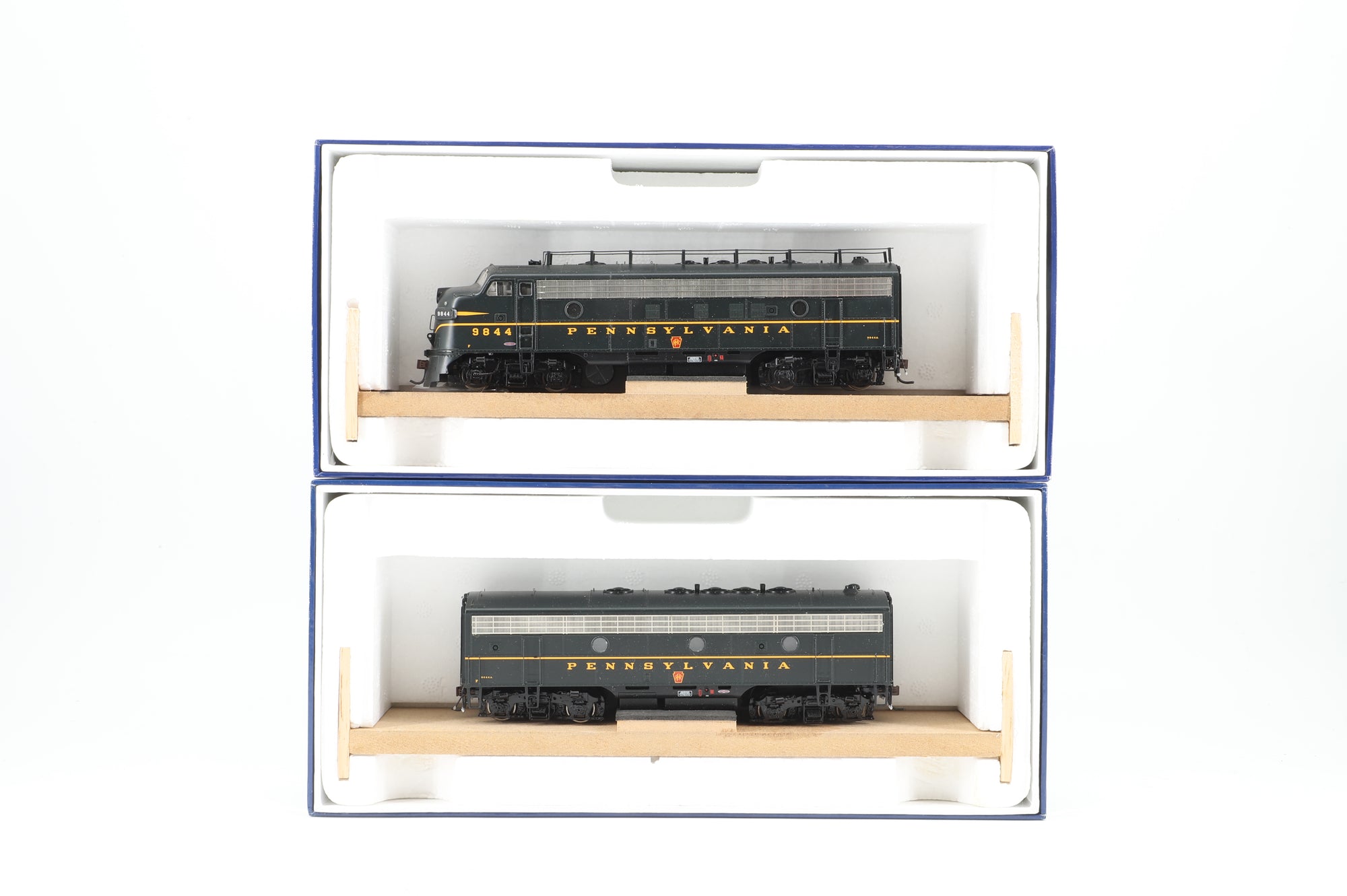 Genesis HO G22344A&B F7A&B Pennsylvania '9844A' & '9844B', DCC Sound