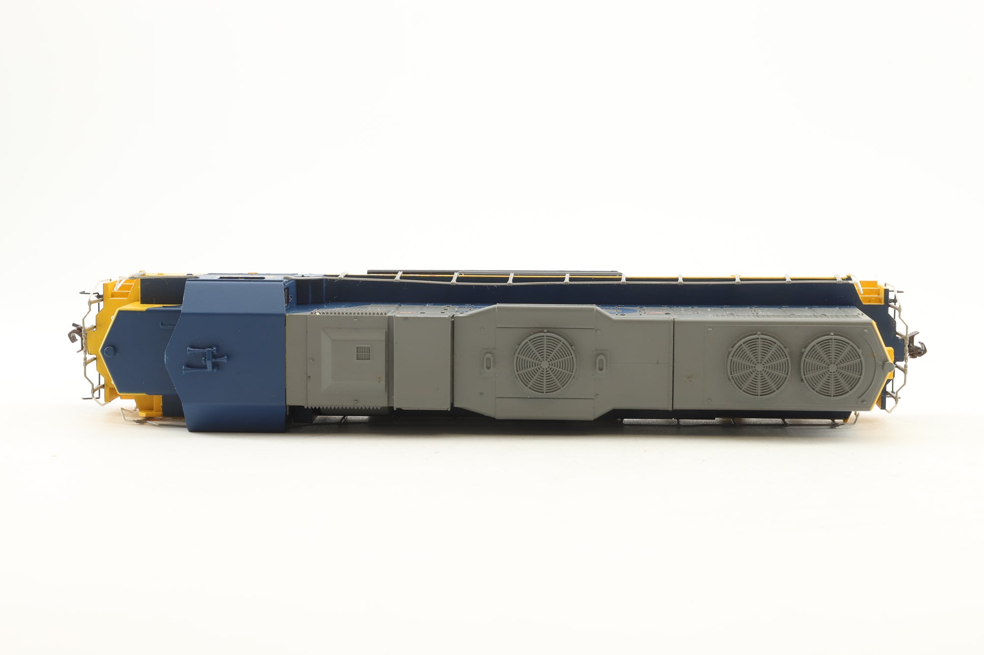 Bachmann HO 61193BAC GP38-2 EMD #2680 in CSX Livery