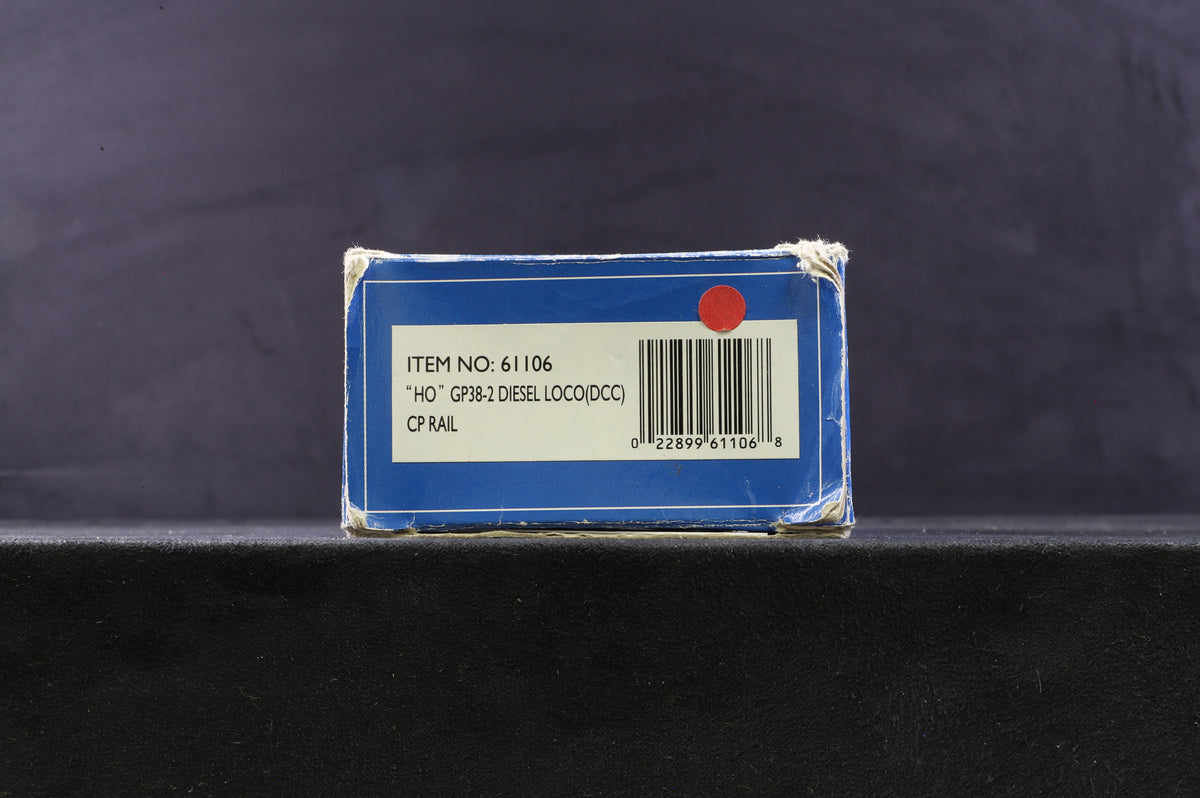 Bachmann HO 61106 GP38-2 No.3018 in CP Rail Livery - DCC Sound