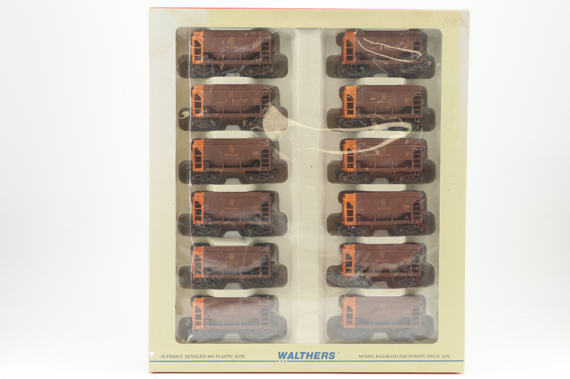 Walthers HO 932-4559 12-Pack of Taconite Ore Cars in DMIR Brown/Yellow - Pro-Customised/Weathered