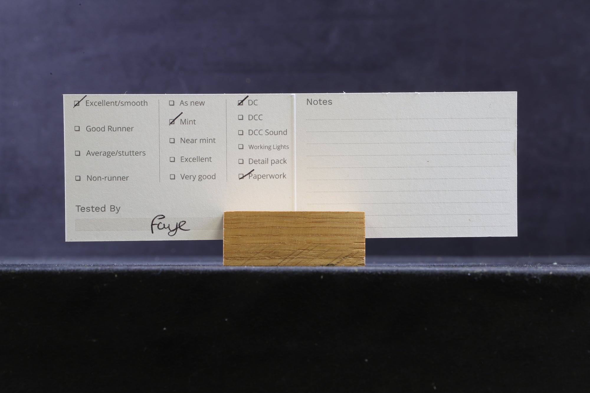 Bachmann OO 31-982 Standard 3MT Tank 82018 in Lined BR Black w/ Late Crests - Weathered