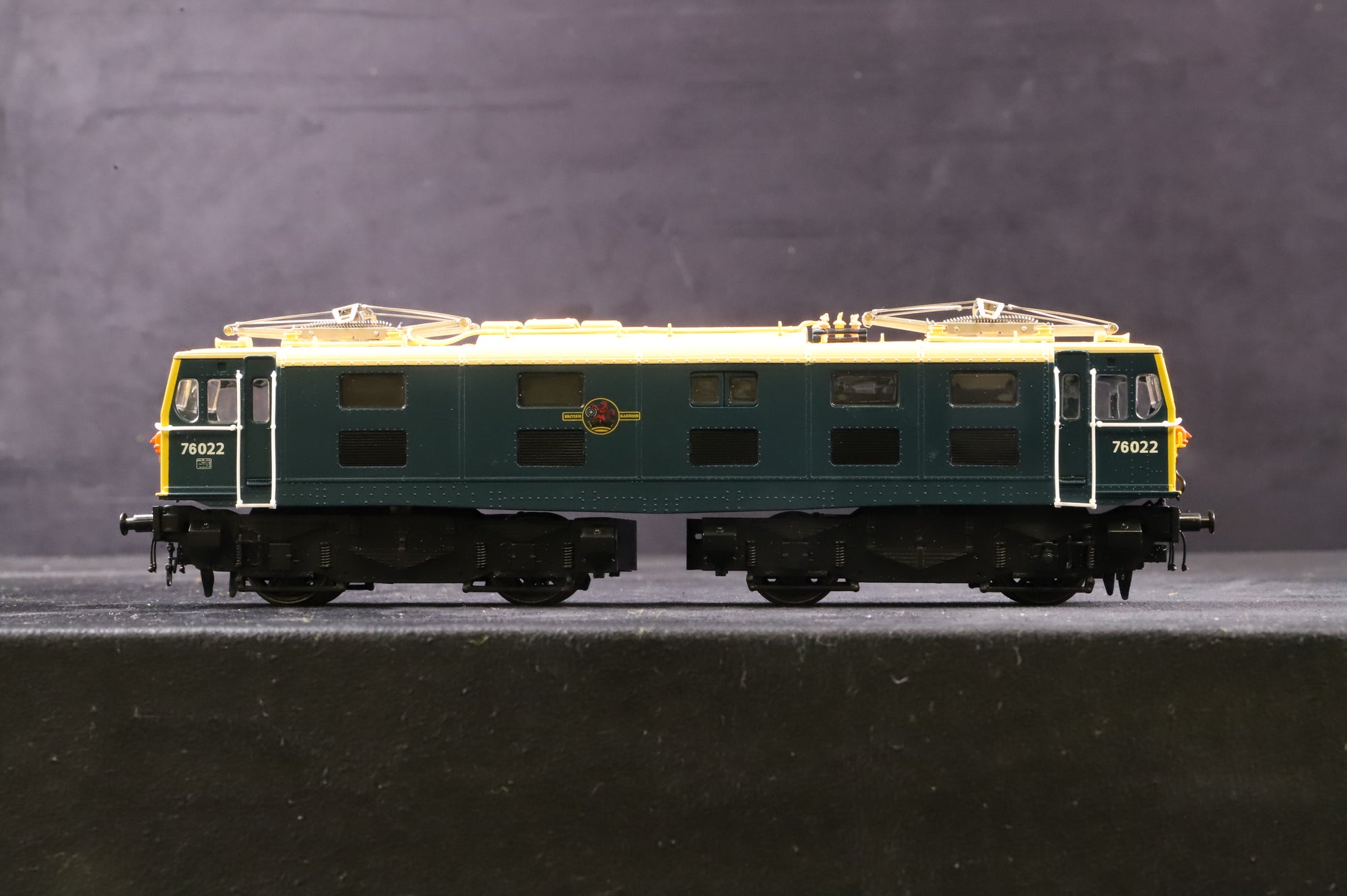 Heljan OO 7601 Class 76 EM1 Woodhead Electric '76022' BR Blue Full Yellow Ends