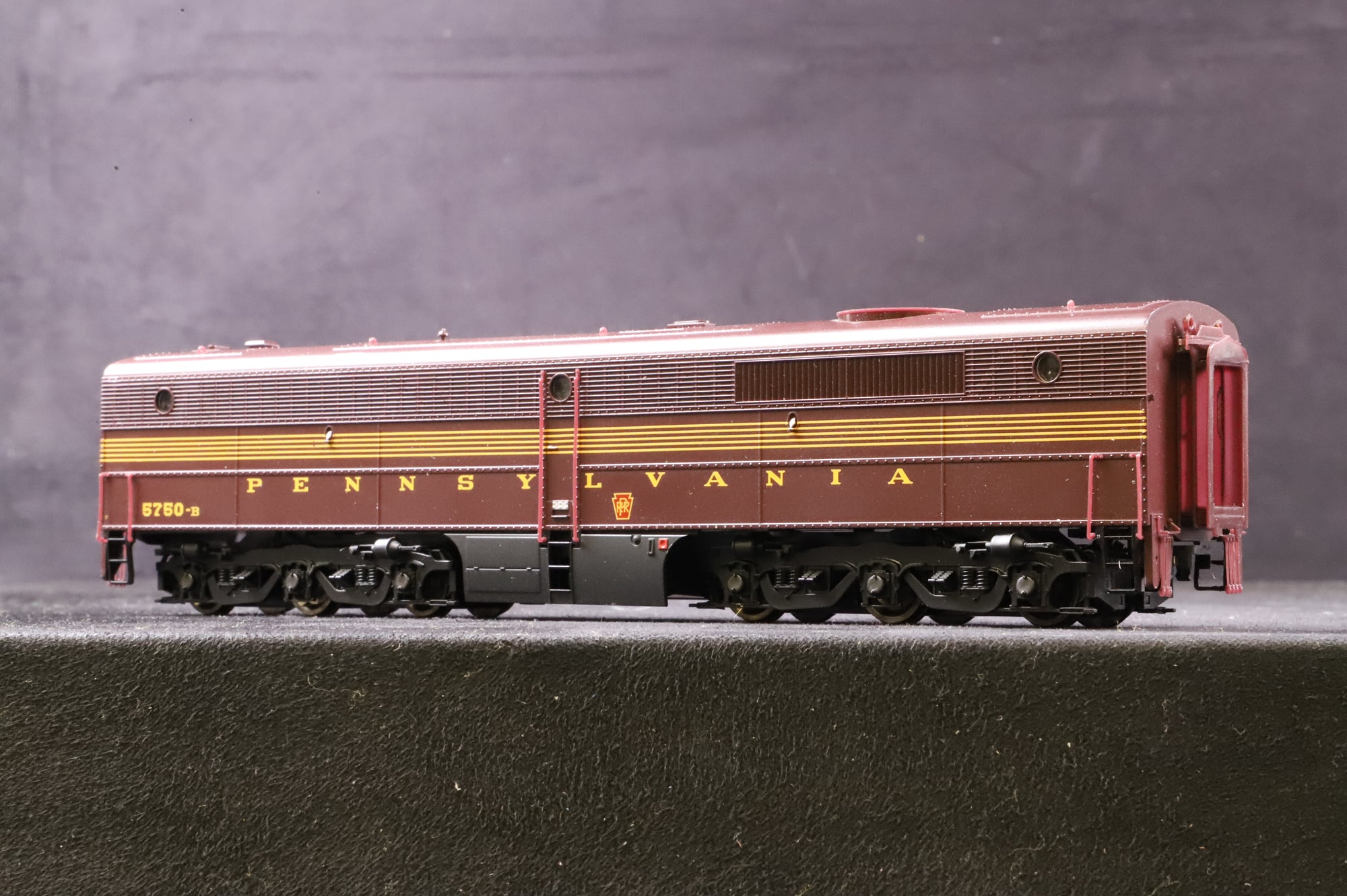 Life Like Trains HO PA I & B Diesel Locomotive Pennsylvania DCC Sound