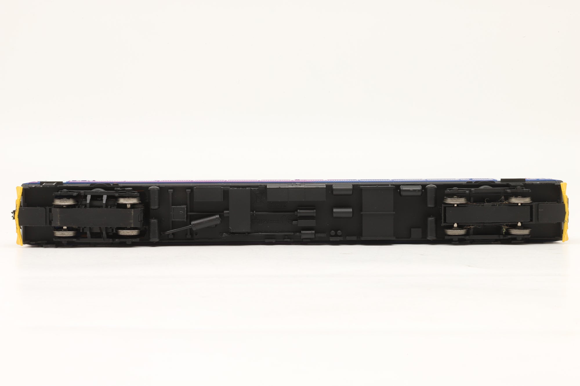 Hornby OO R2757 Class 153 153324/52324 in Northern Livery