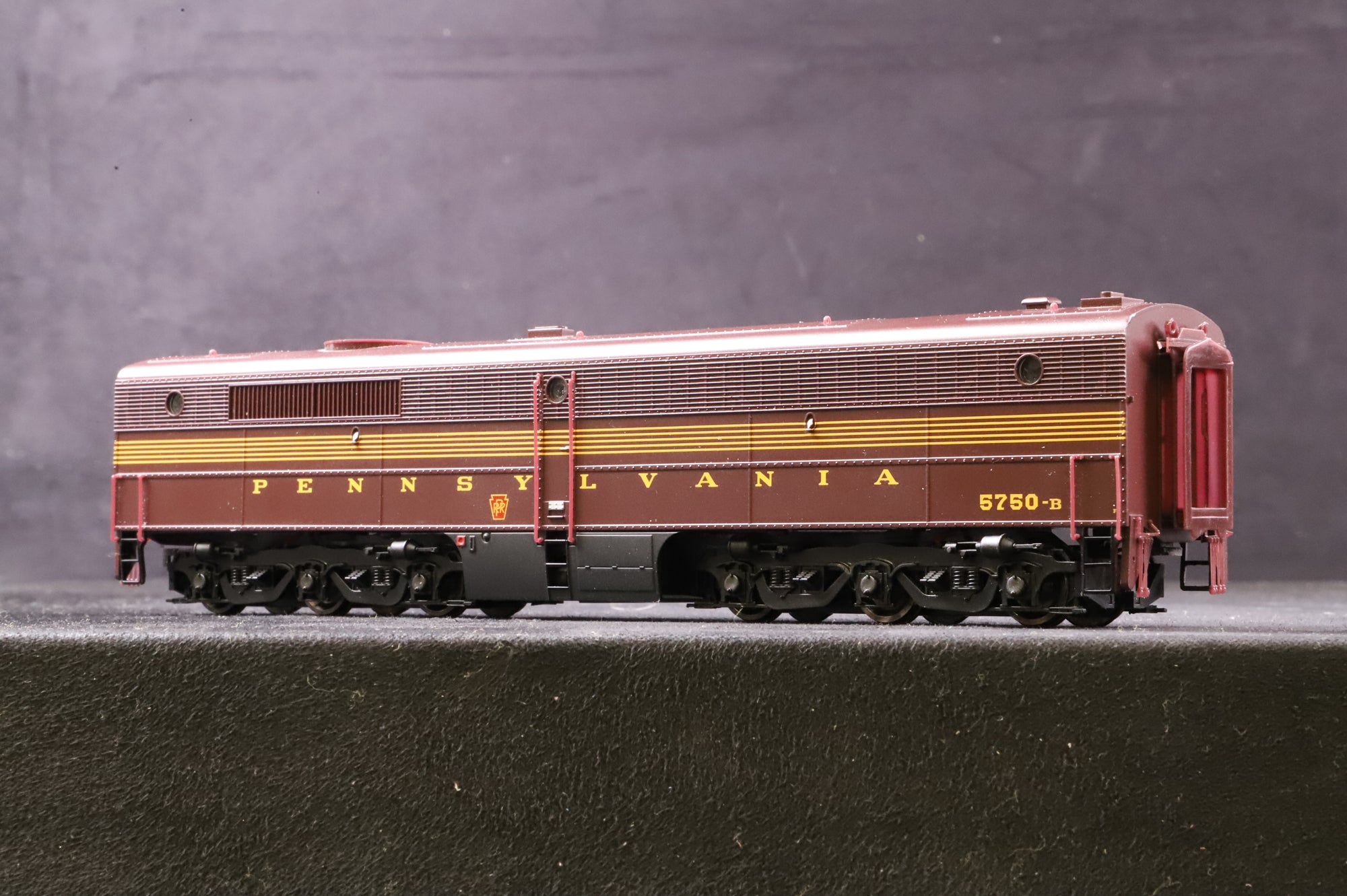 Life Like Trains HO PA I & B Diesel Locomotive Pennsylvania DCC Sound