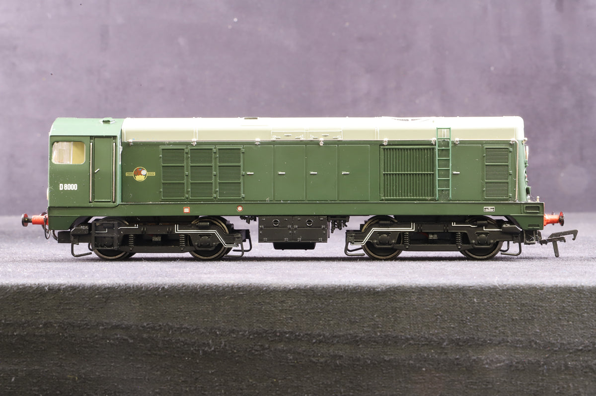 Bachmann OO 32-027 Class 20 &#39;D8000&#39; BR Green with Indicator Discs