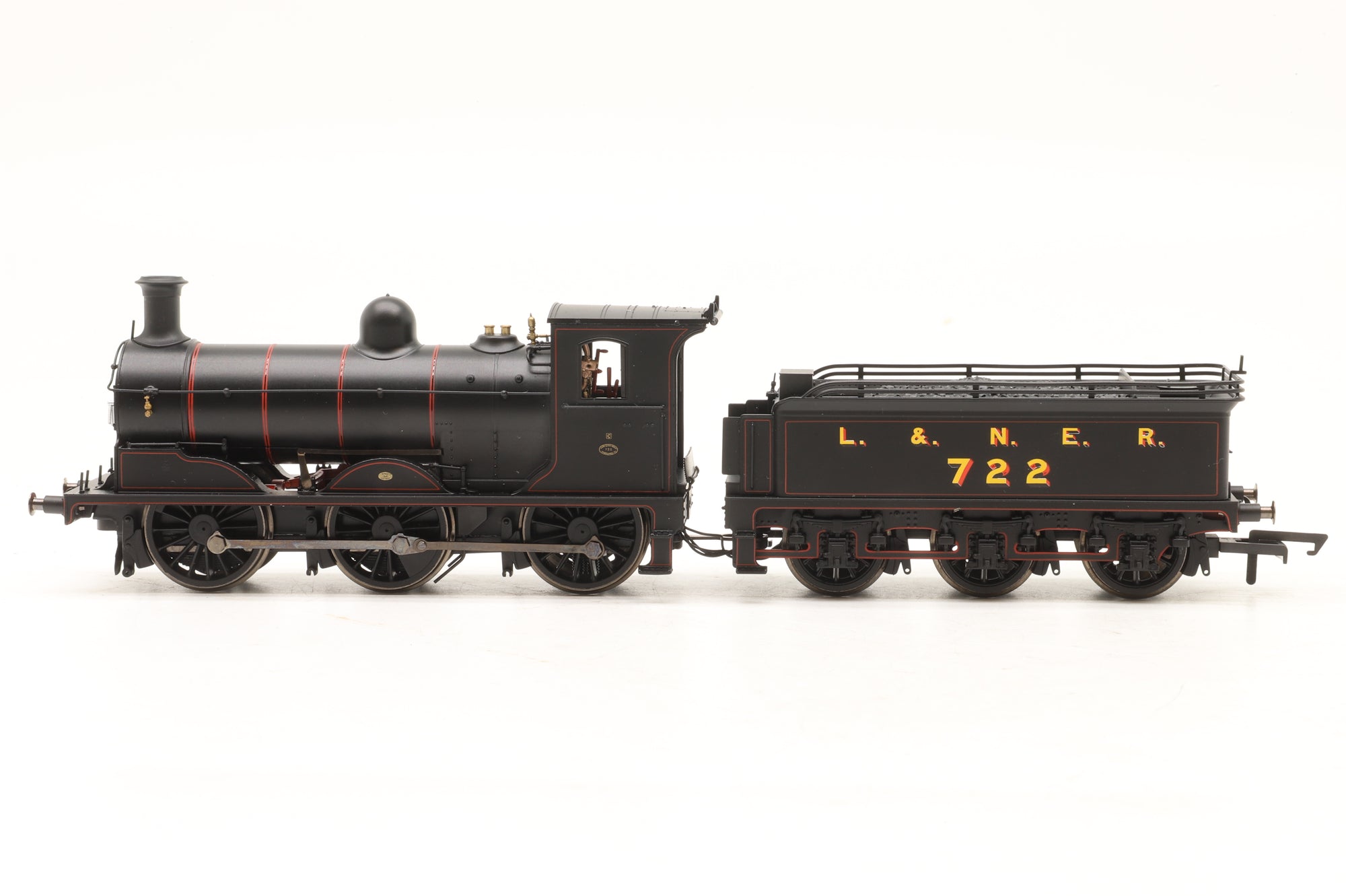 Hornby OO R3621 Class J36 '722' LNER Lined Black