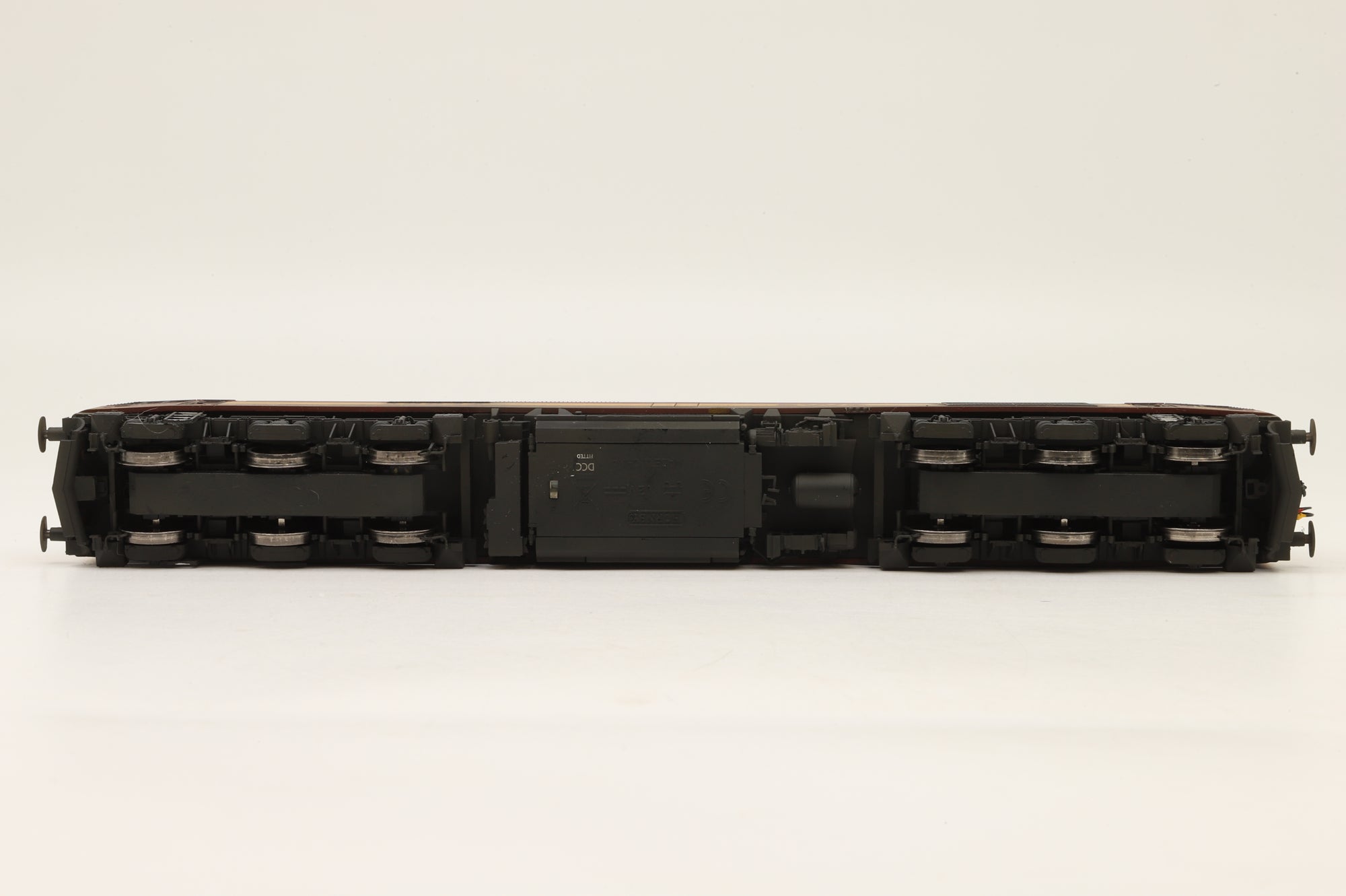 Hornby OO R2899XS Class 60 '60042' 'The Hundred Of Hoo' EWS Weathered DCC Sound