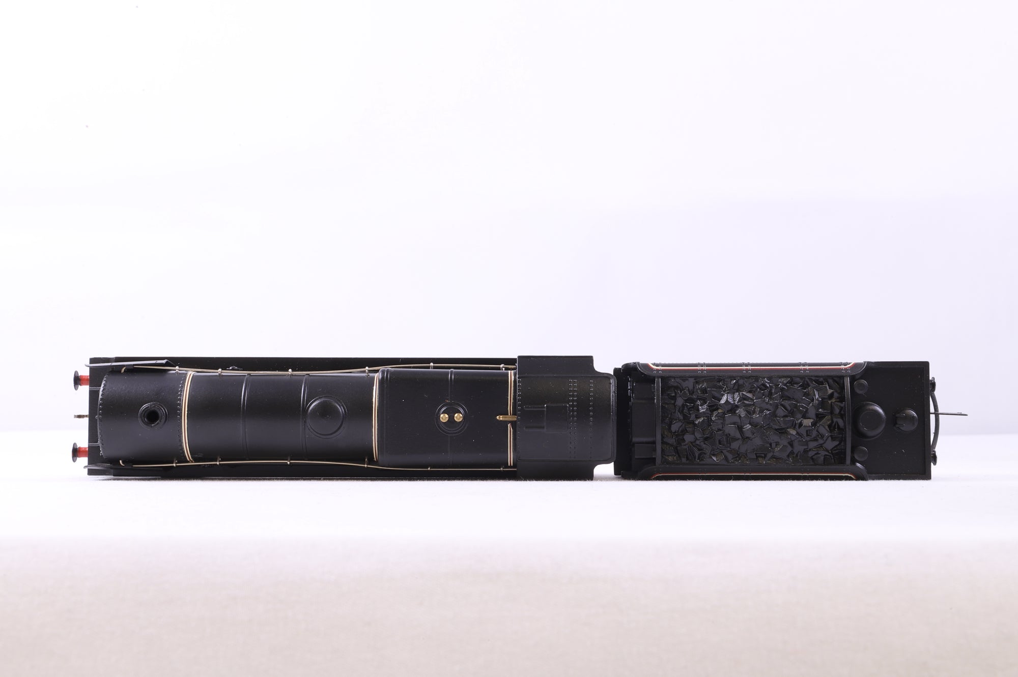 Wrenn OO W2261/A Royal Scot 'Queen Victoria's Rifleman' LMS Black