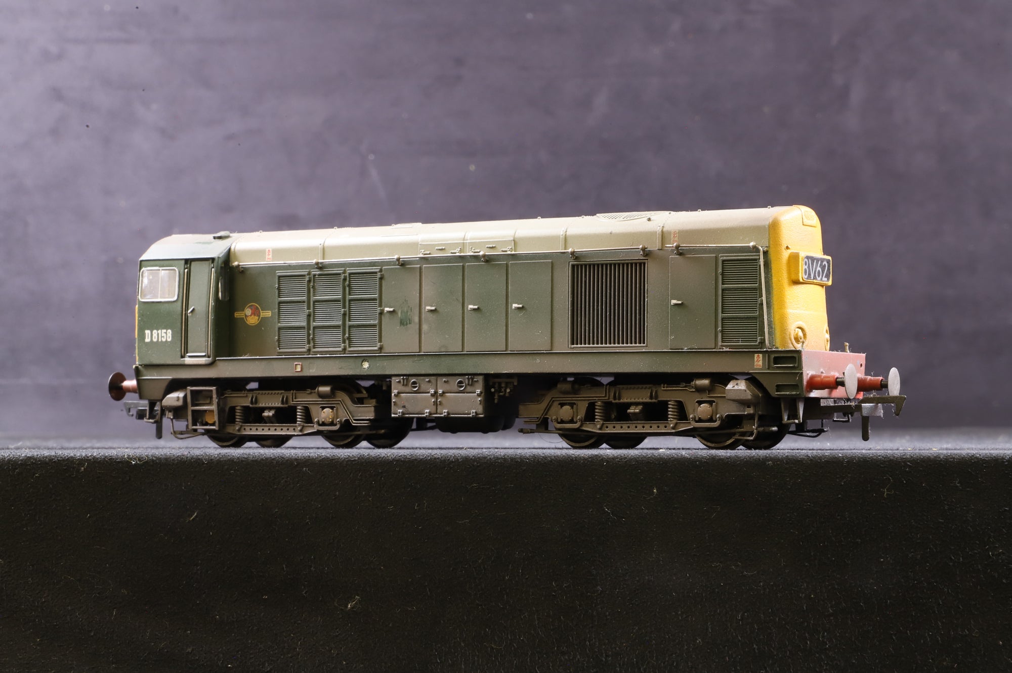 Bachmann WORKSHOP OO 32-035D Class 20 Diesel 'D8158' BR Green Weathered & Renumbered