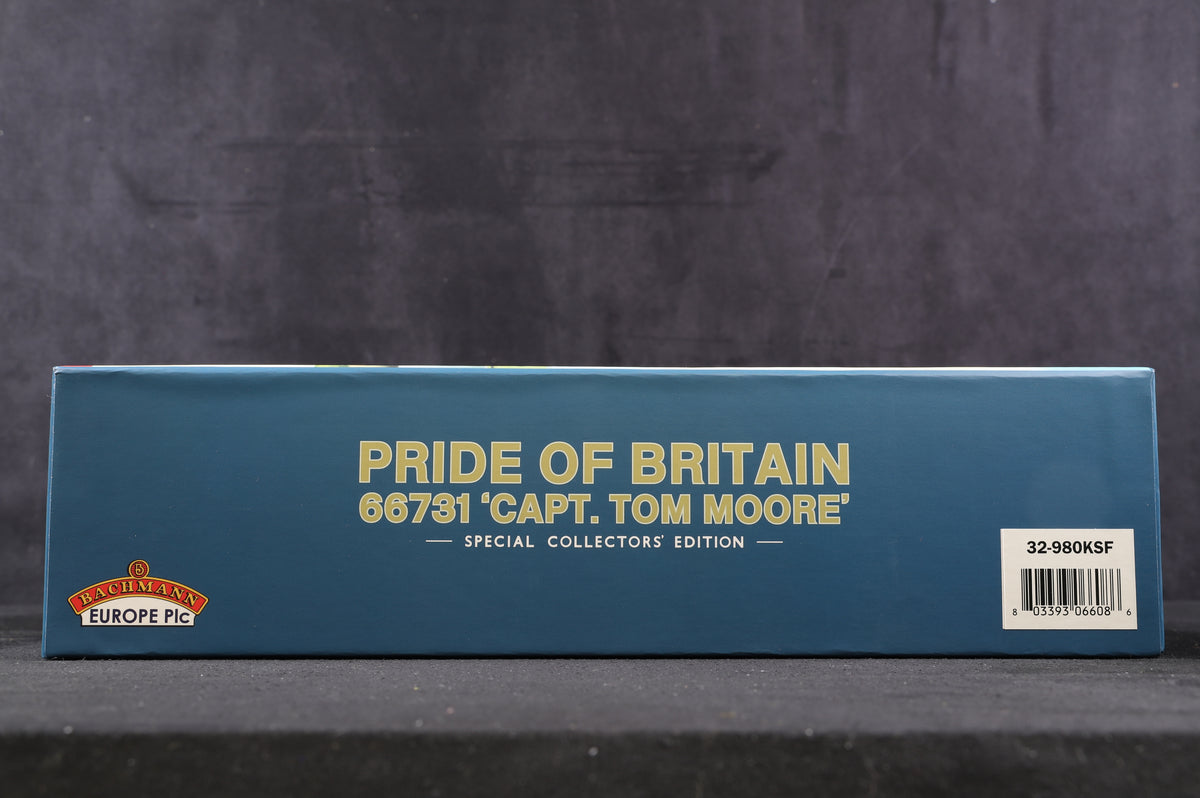 Bachmann OO 32-980KSF Pride of Britain Pack Class 66/7 &#39;66731&#39; &#39;Captain Tom Moore&#39; GBRf, DCC Sound