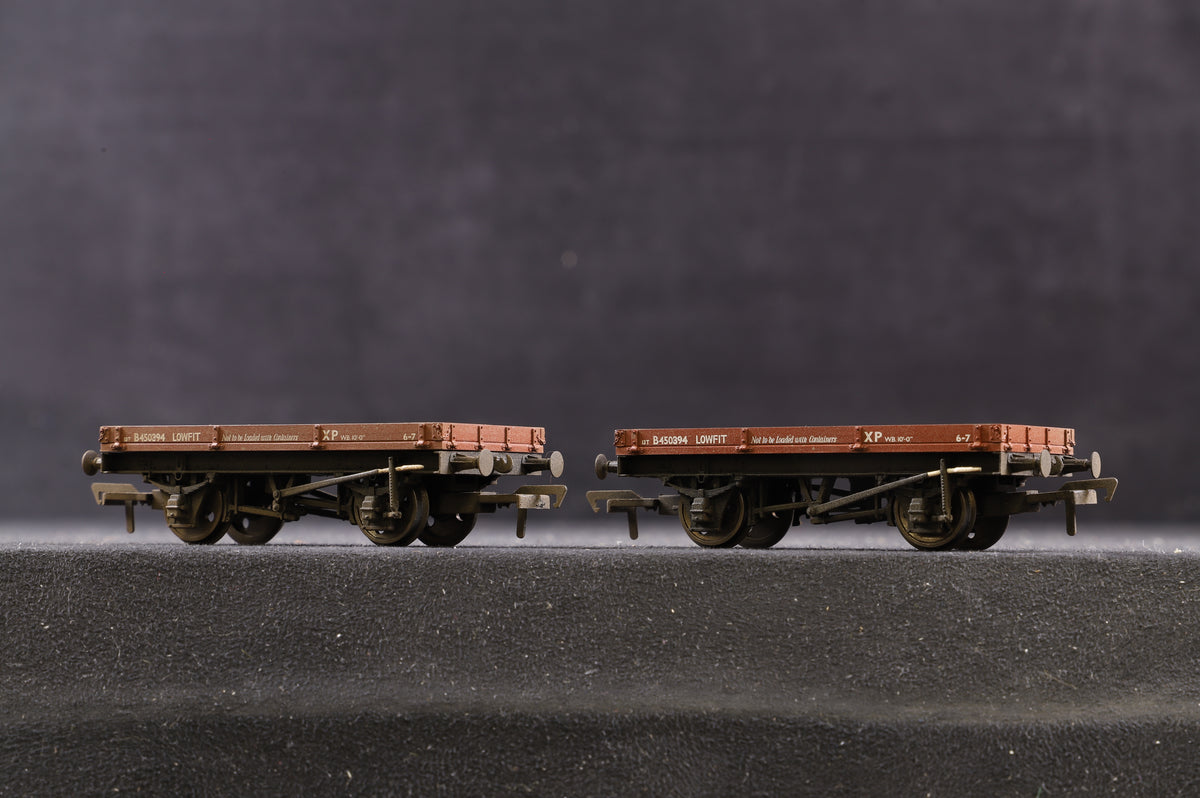 Bachmann OO Rake of 8 &#39;Lowfit&#39; Plank Wagons