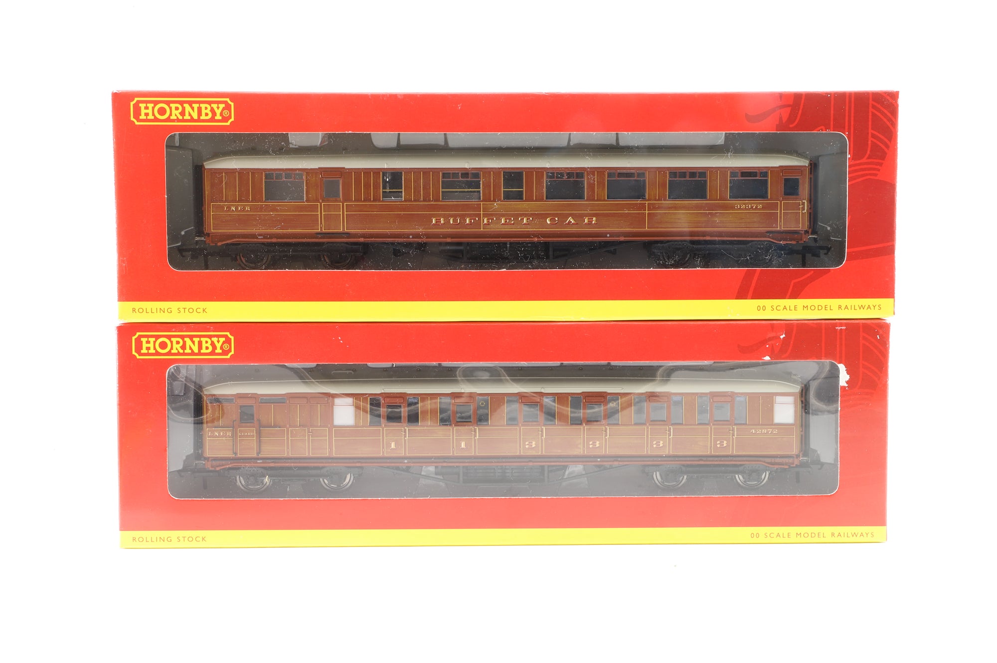 Hornby OO Rake Of 5 LNER Gresley Teak Coaches Inc. R4170B, R4171A, R4172A, R4173A & R4174A