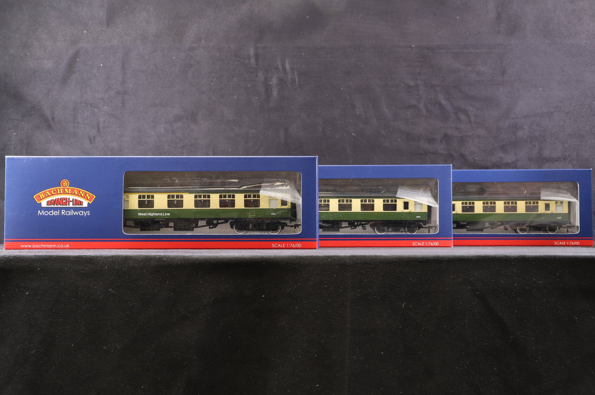 Bachmann OO 39-000J Triple Pack Mk1 Coaches West Highland Line Green &amp; Cream Excl. Harburn Hobbies