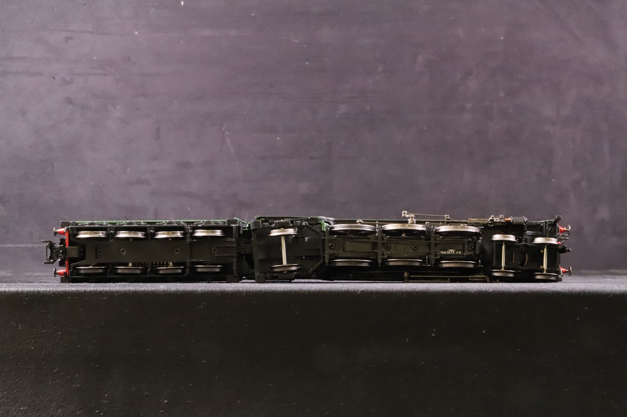 Trix HO 22886 Class A3 '60103' 'Flying Scotsman' BR Green L/C MFX Sound