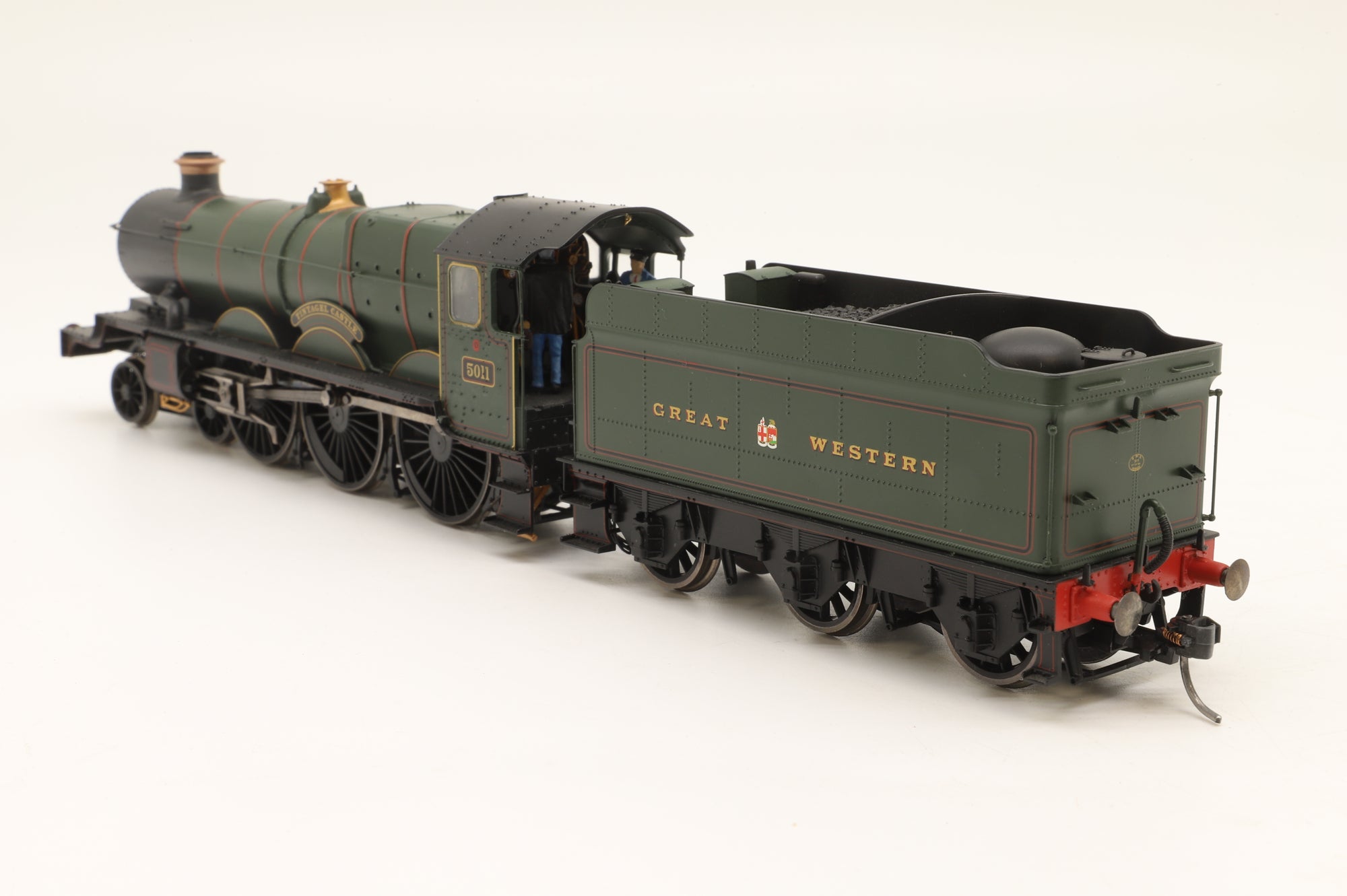 Hornby OO R2848 GWR Castle Class 7P 'Tintagel Castle' '5011'