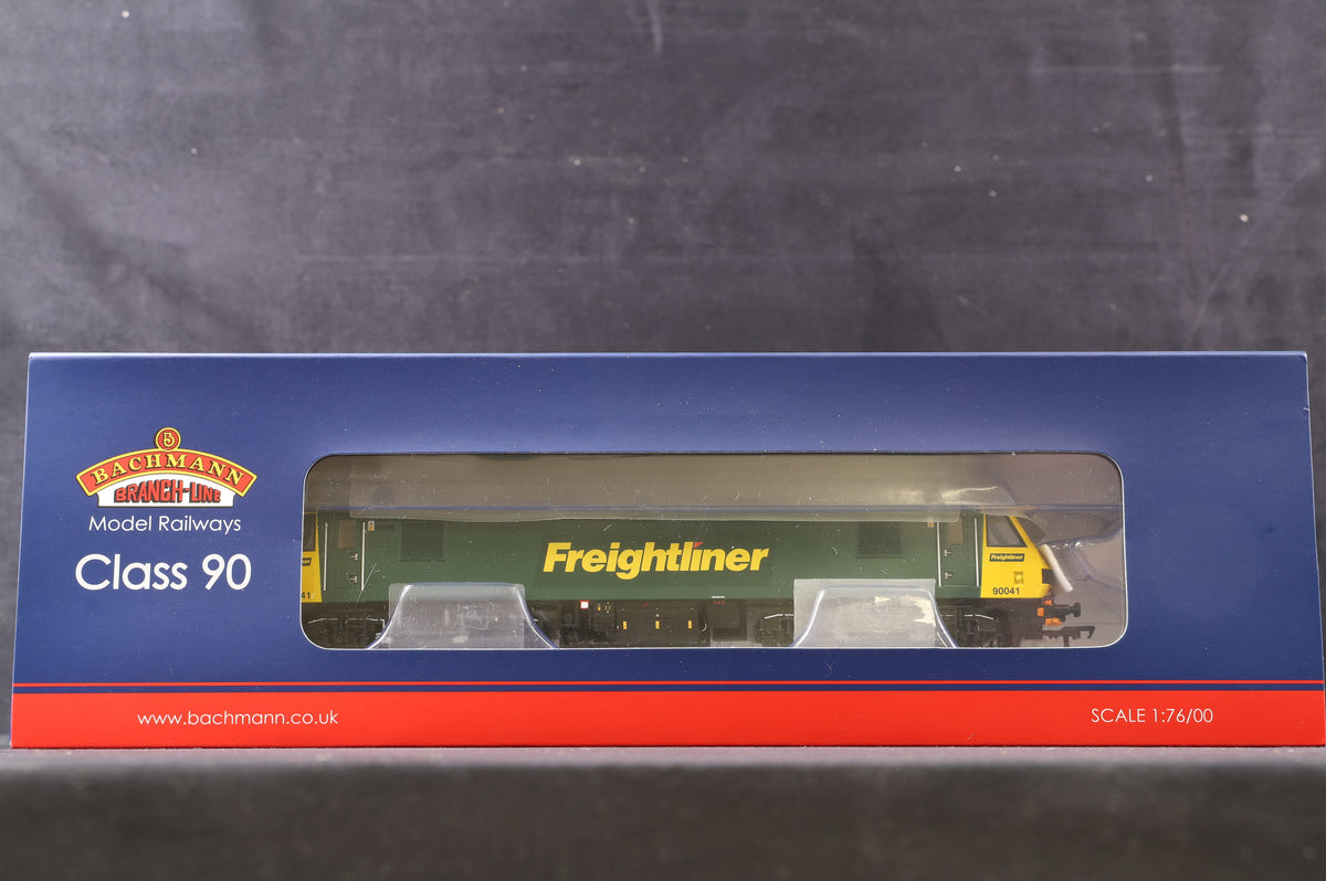 Bachmann OO 32-612A Class 90 &#39;90041&#39; Freightliner, DCC Fitted