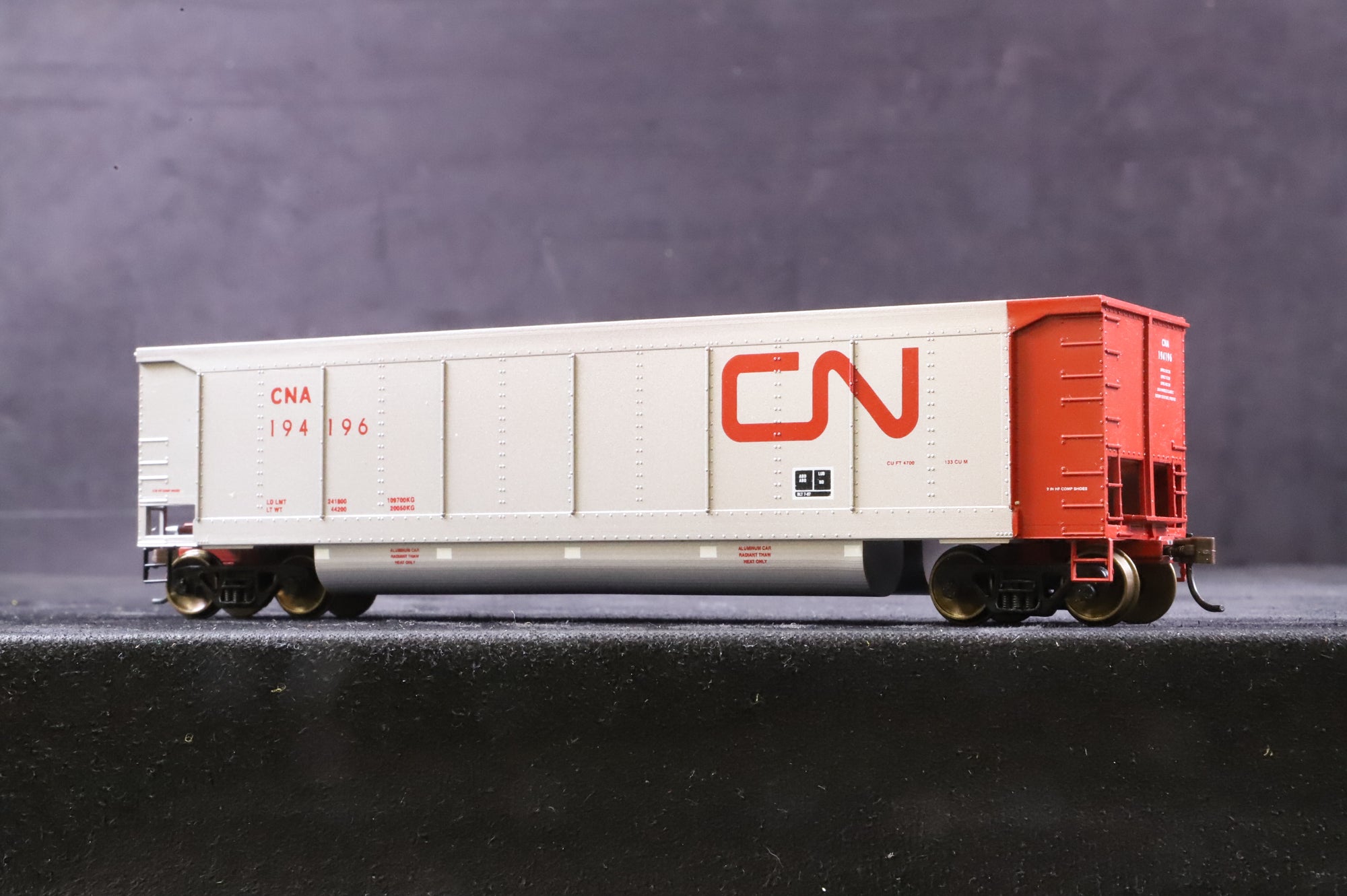 LBF Company HO Pair of Canadian National Johnstown Aeroflow Wagons '194196' & '194200'