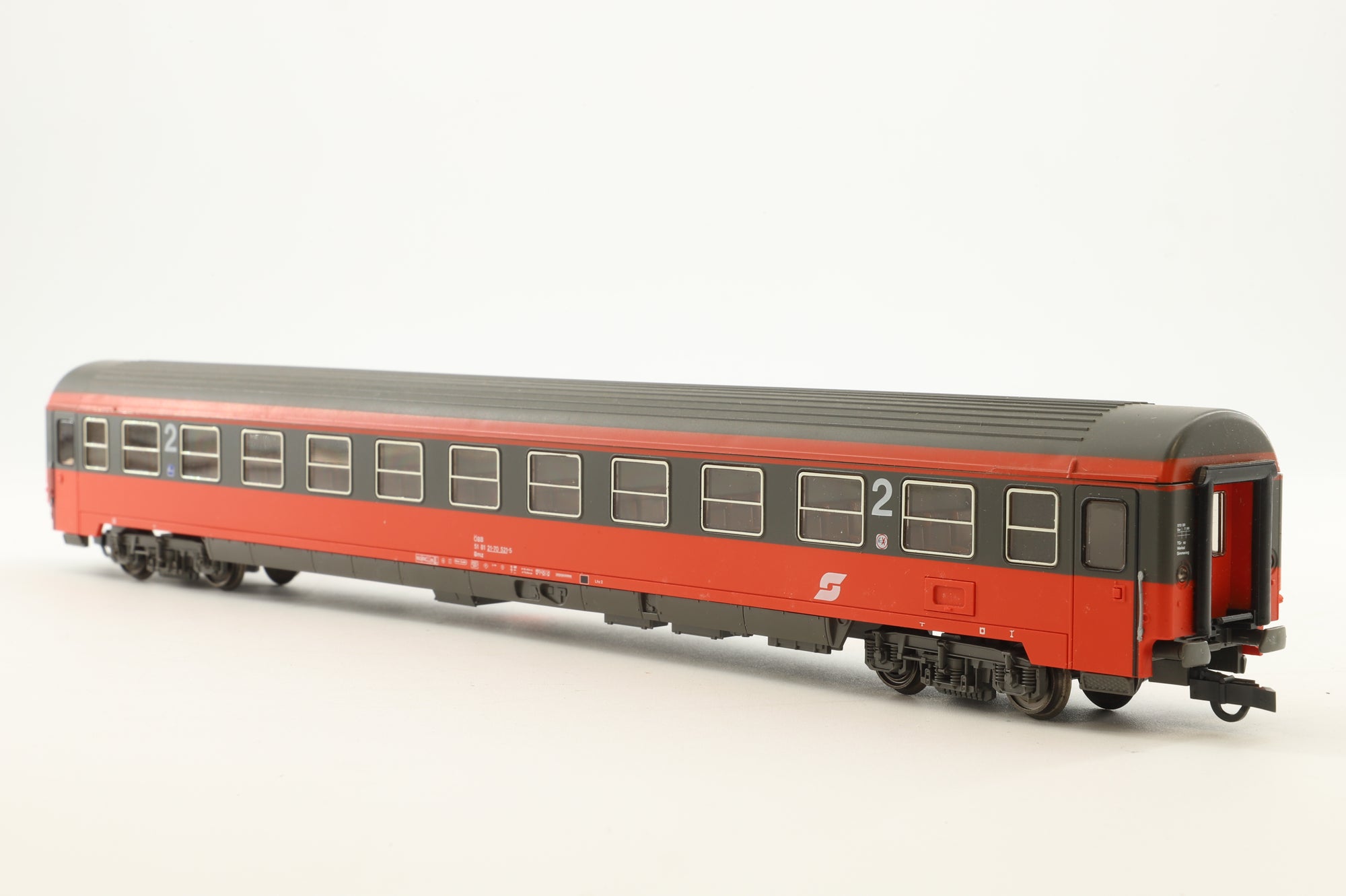 Roco HO Rake of 3 SBB Coaches