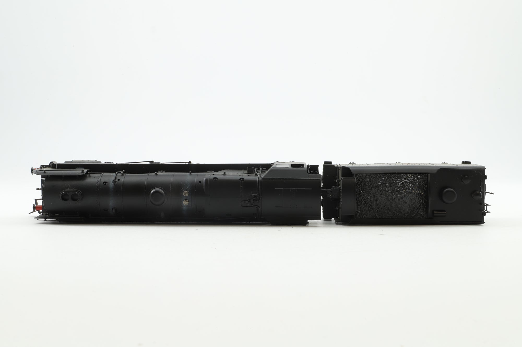 Bachmann OO 32-858DC Class 9F 92185 in BR Black w/ Late Crests - DCC Sound & Weathered