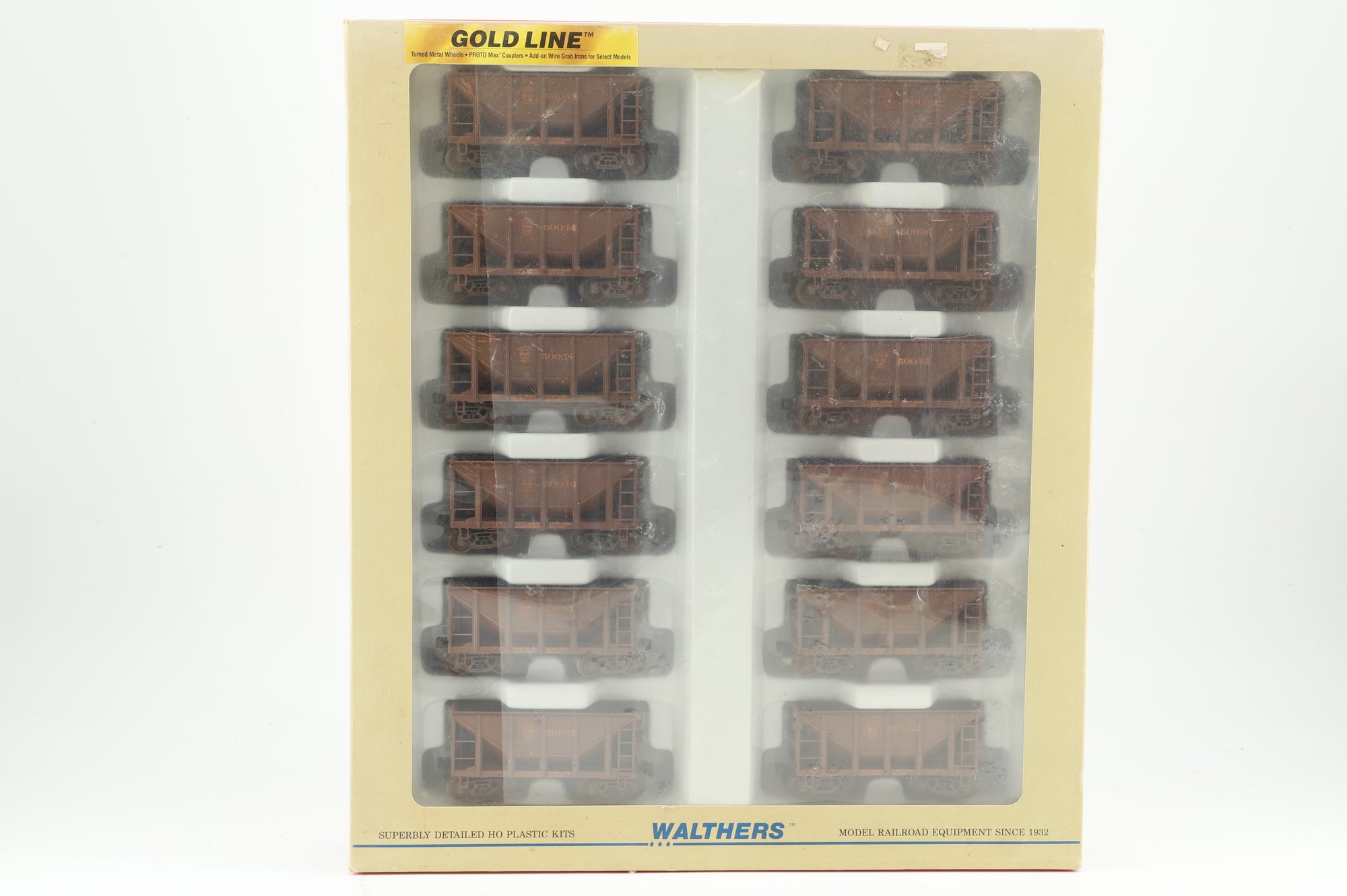 Walthers HO 932-40506 12-Pack of Michigan Ore Cars in DMIR Brown - Pro-Customised/Weathered