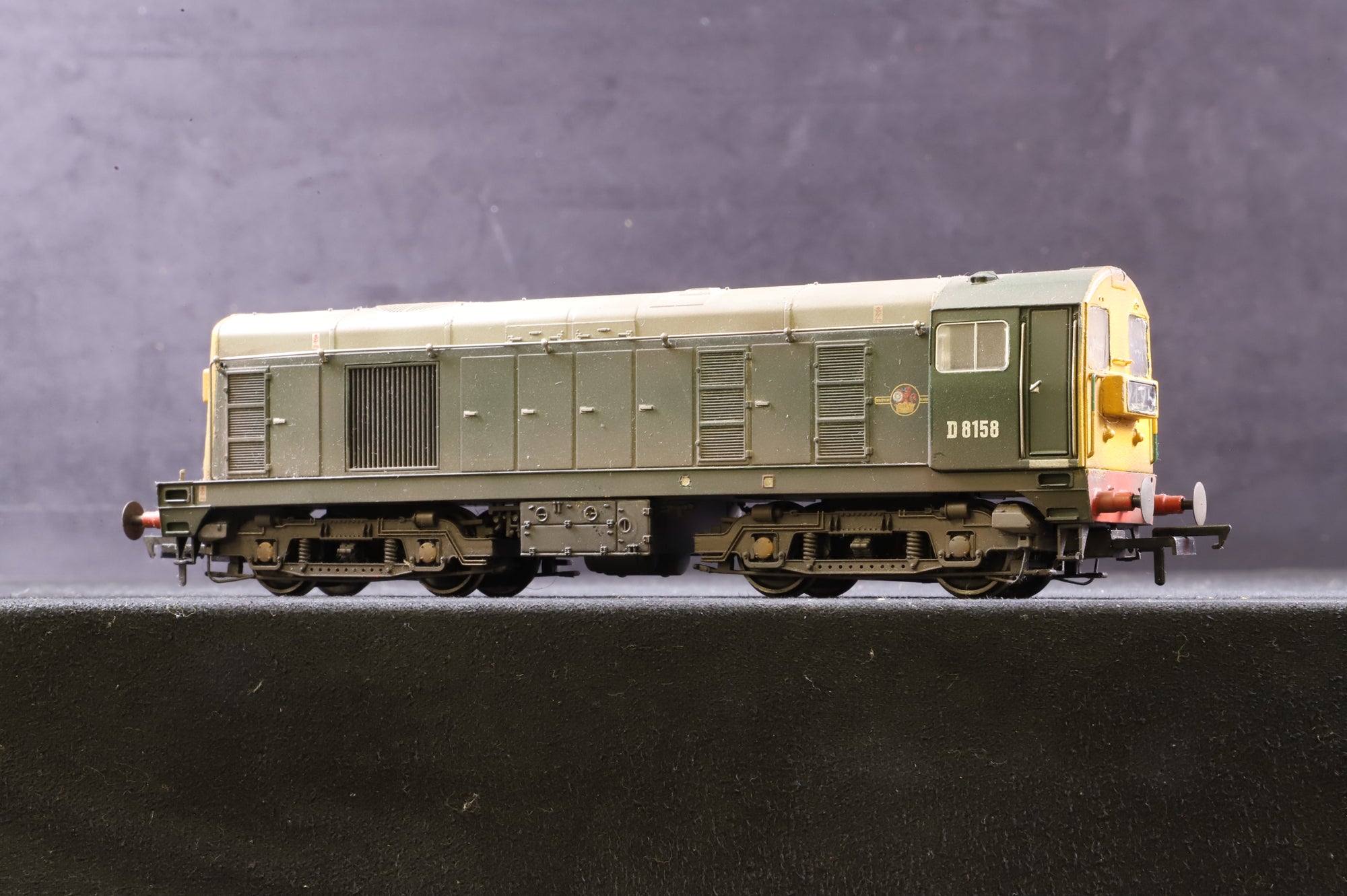Bachmann WORKSHOP OO 32-035D Class 20 Diesel 'D8158' BR Green Weathered & Renumbered