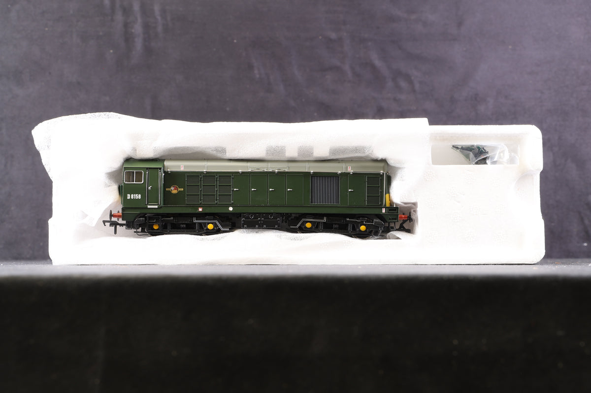 Bachmann OO 32-033DS Class 20 Diesel &#39;D8158&#39; BR Green Box Head Code, DCC Sound