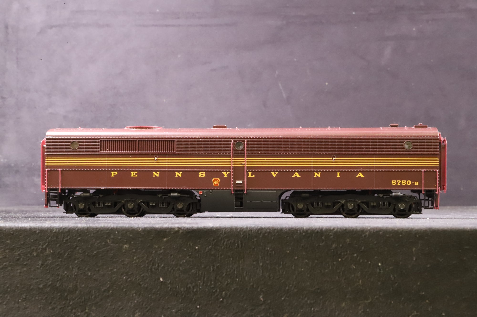 Life Like Trains HO PA I & B Diesel Locomotive Pennsylvania DCC Sound