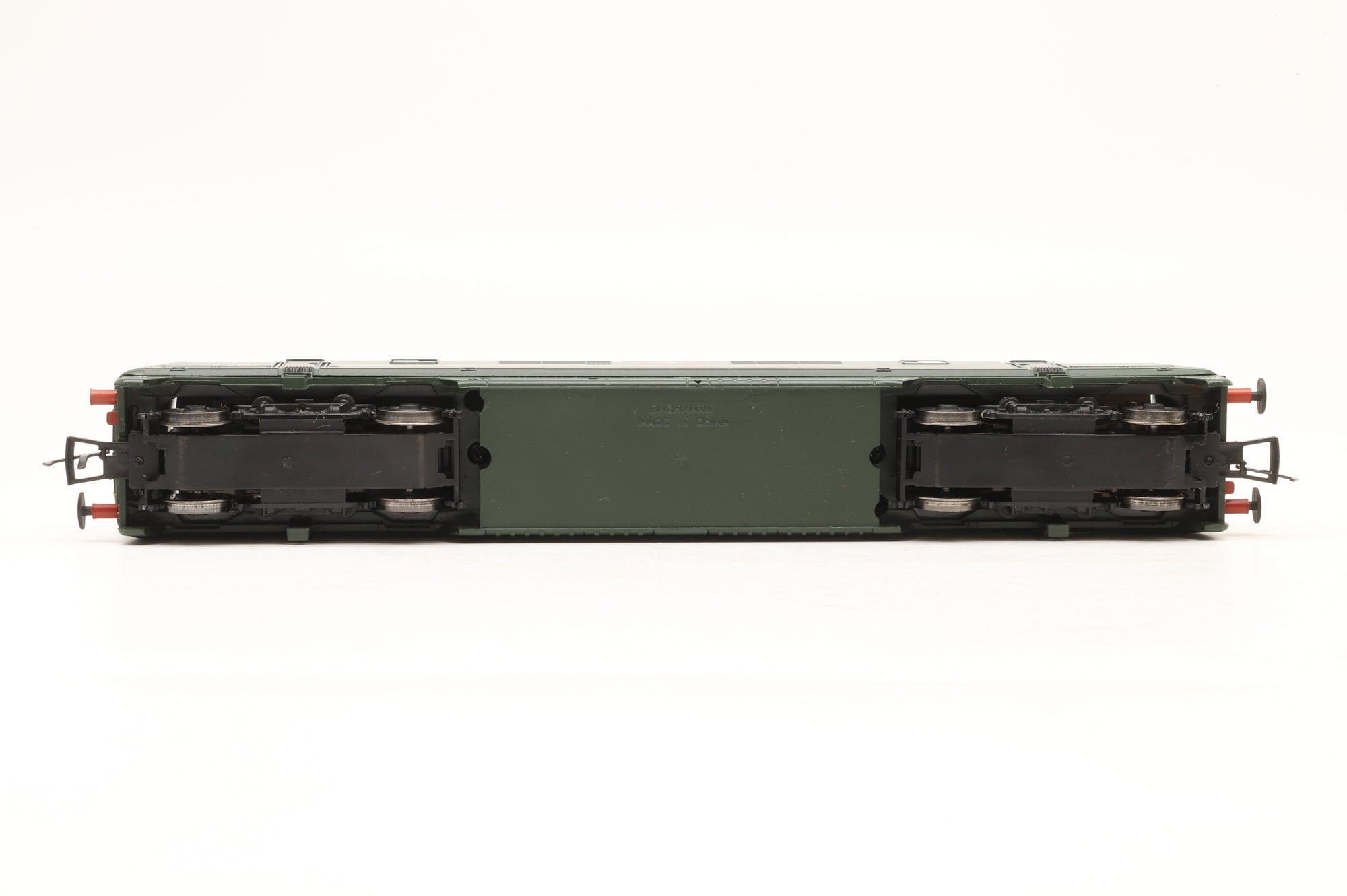Bachmann OO 32-051 Class 42 Warship D832 'Onslaught' BR Green
