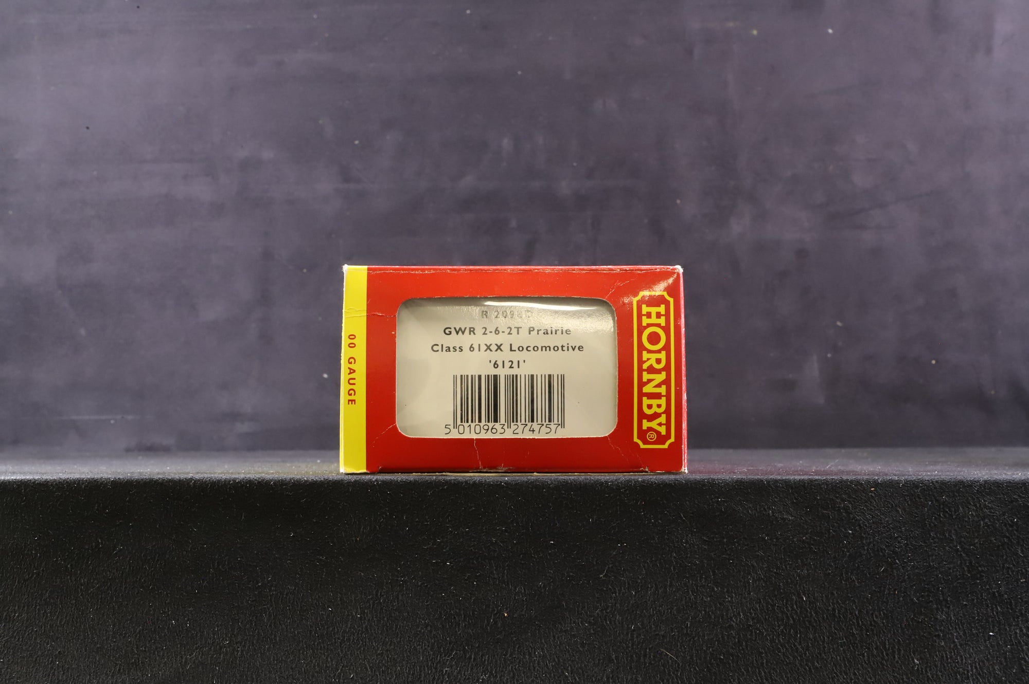 Hornby OO R2098D Class 61xx '6121' GWR Green