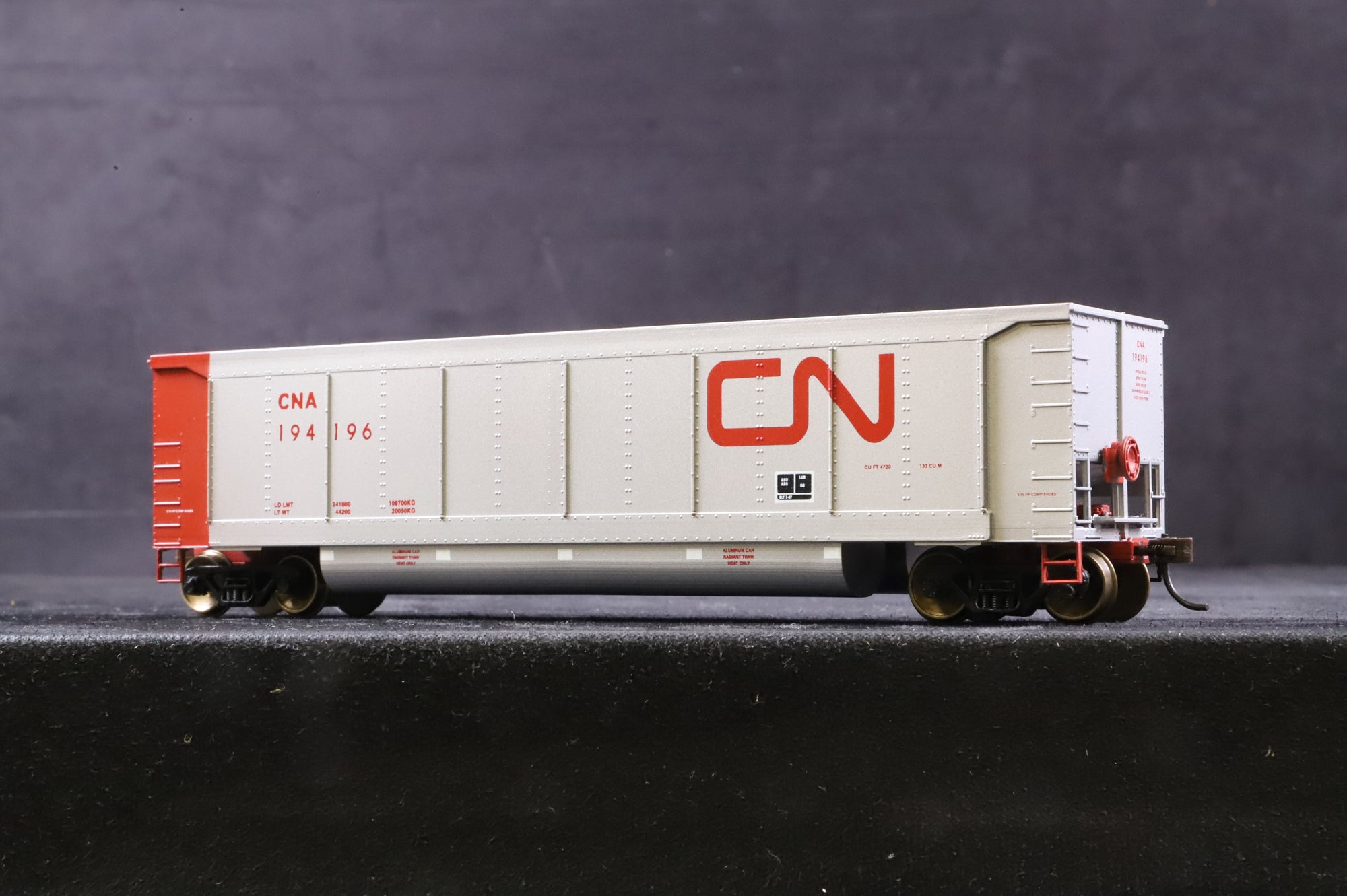 LBF Company HO Pair of Canadian National Johnstown Aeroflow Wagons '194196' & '194200'