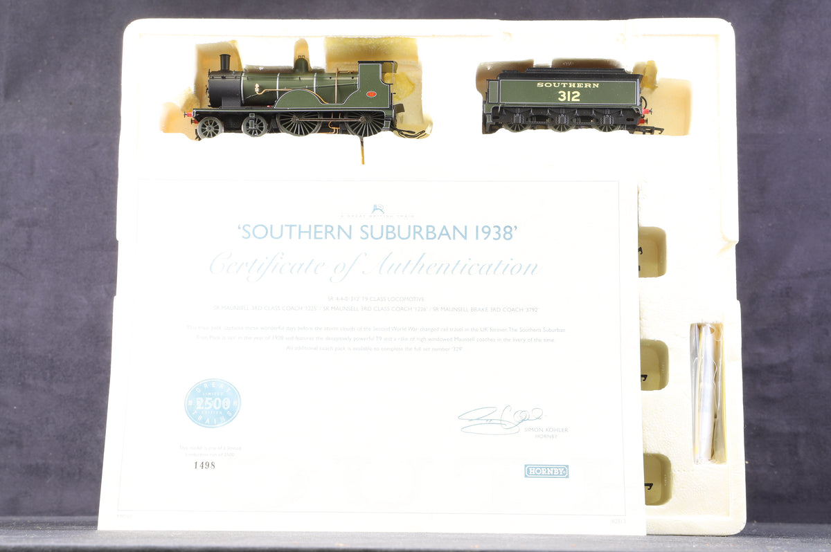 Hornby OO R2813 Southern Suburban 1938 Great British Train Pack