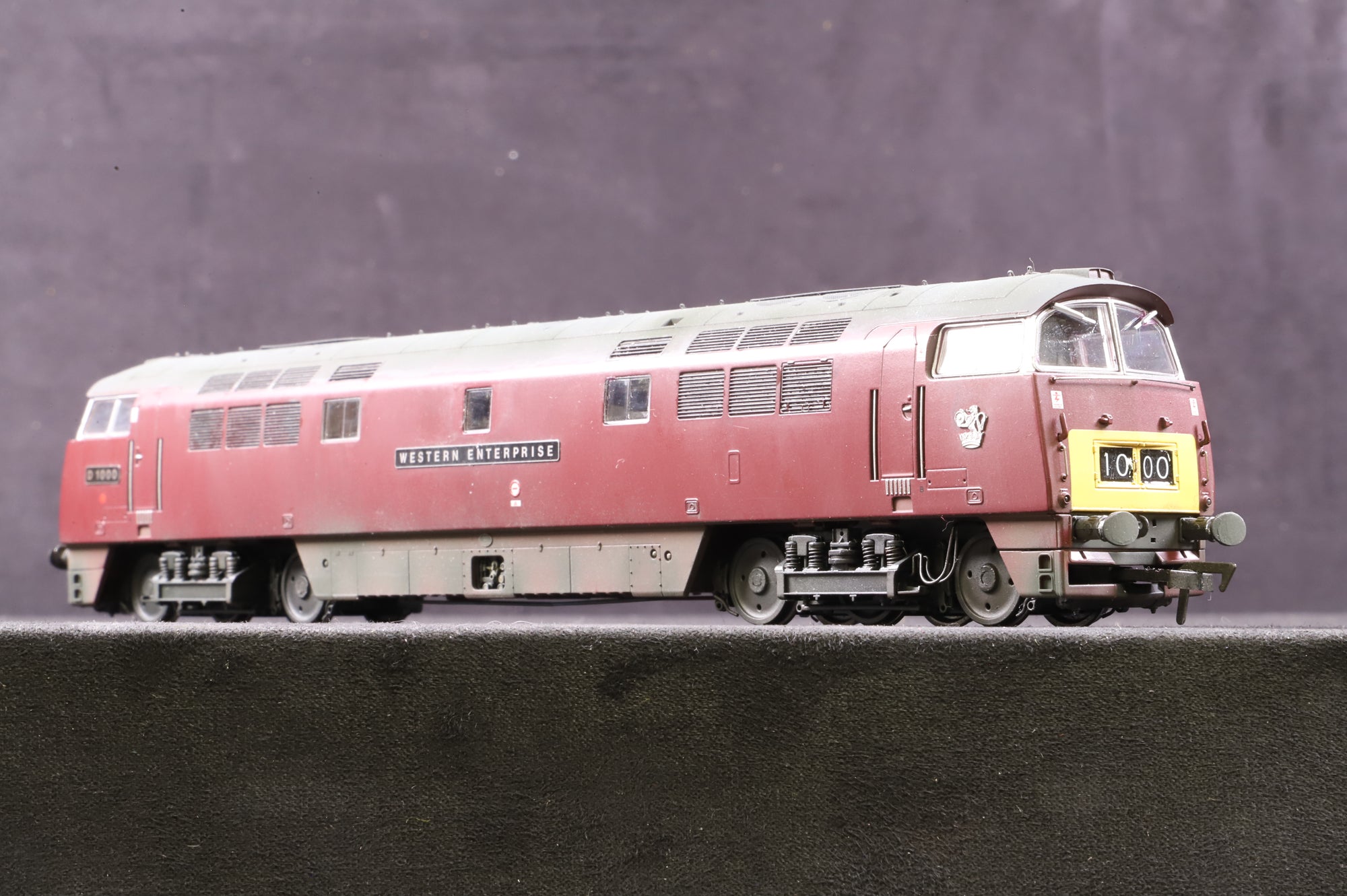 Dapol OO CHEL T0002 Class 52 'D1000' 'Western Enterprise' Maroon SYP Weathered Ltd Ed 171/ 300