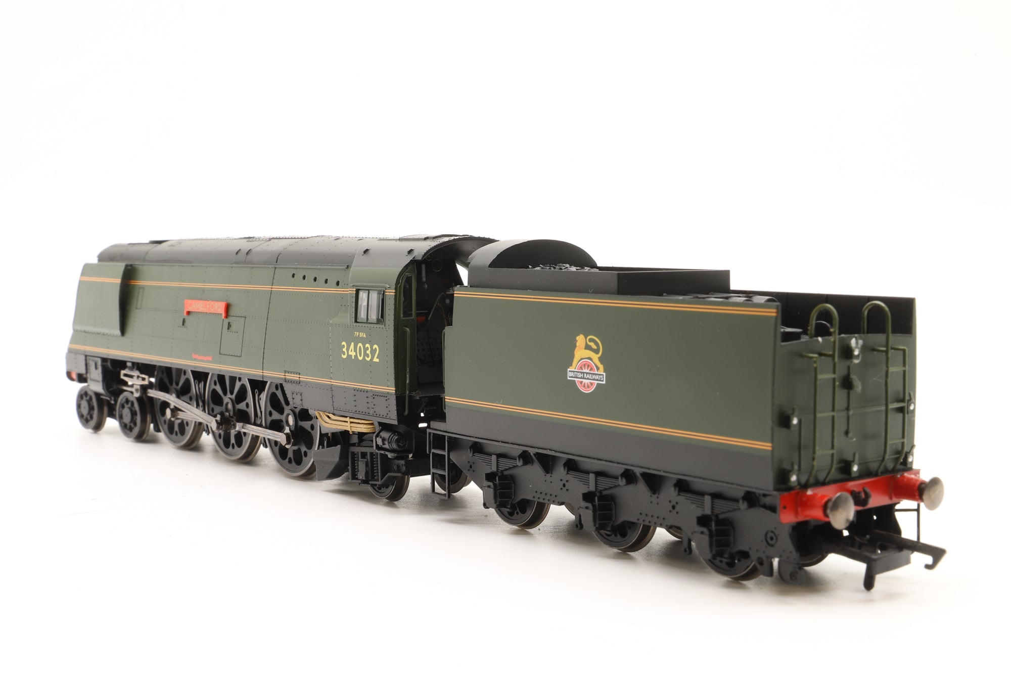 Hornby OO R3445 West Country Class 34032 'Camelford' in BR Green E/C
