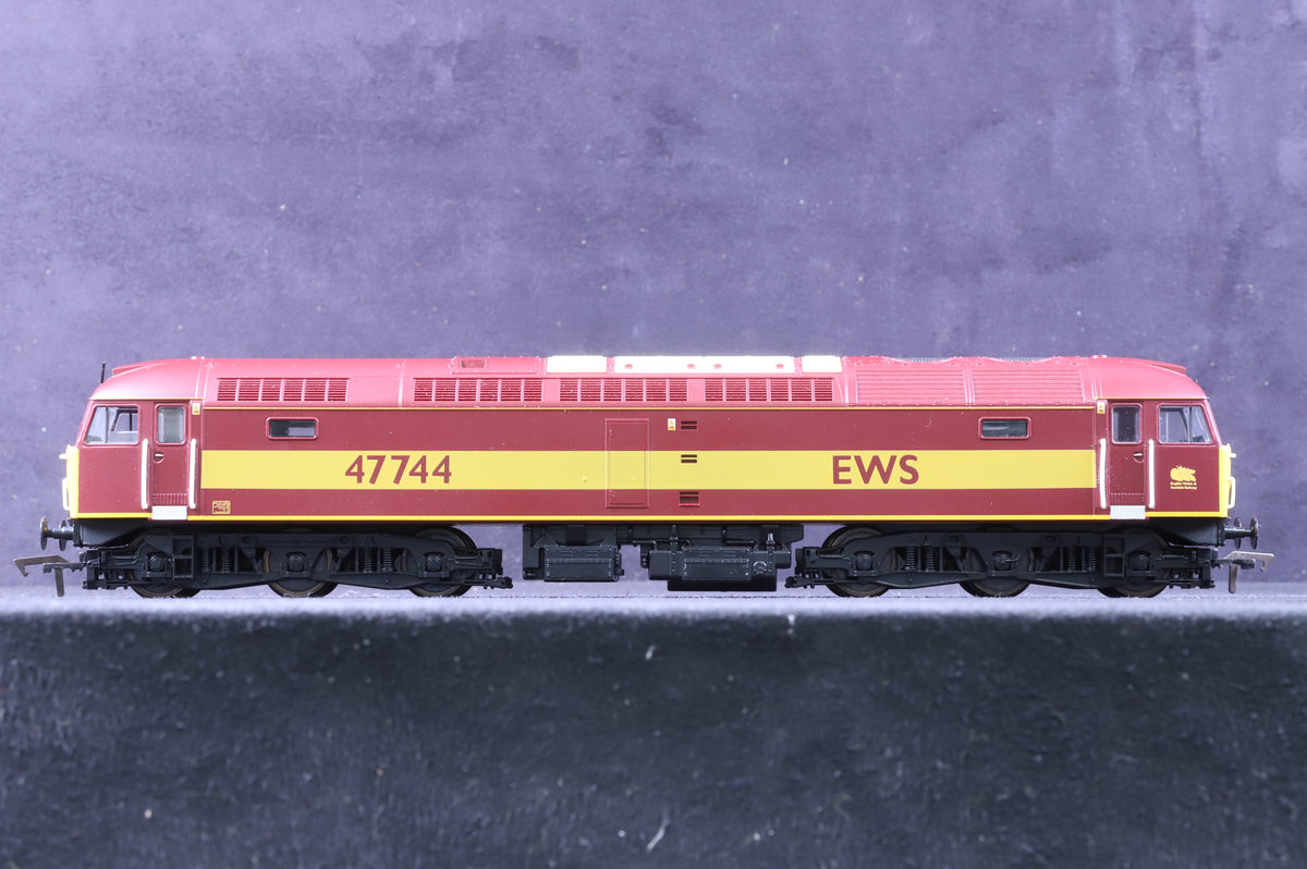 Heljan OO 4650 Class 47 47744 in EWS Livery