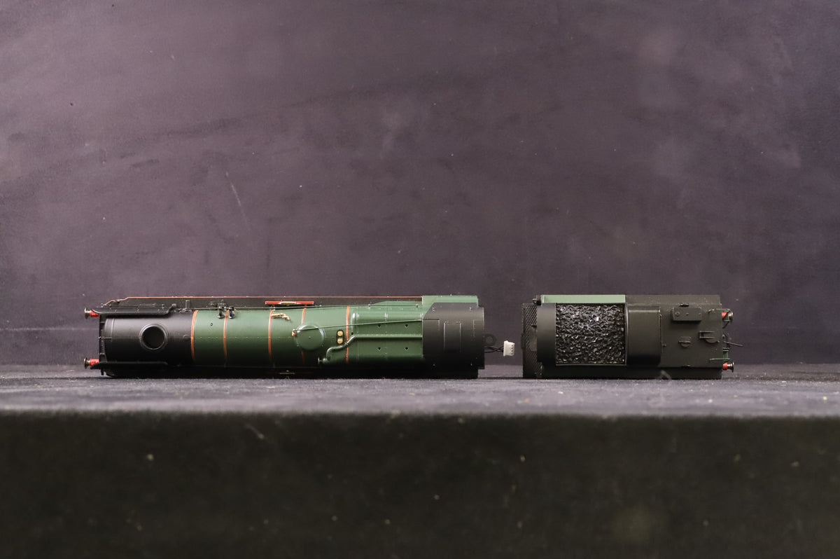 Hornby OO R3203 Rebuilt West Country Class &#39;34013&#39; &#39;Okehampton&#39; BR Lined Green L/C DCC Sound