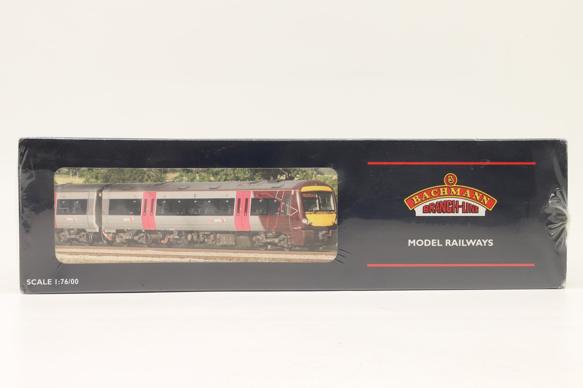 Bachmann OO 32-465 Class 170 3 Car Unit Cross Country