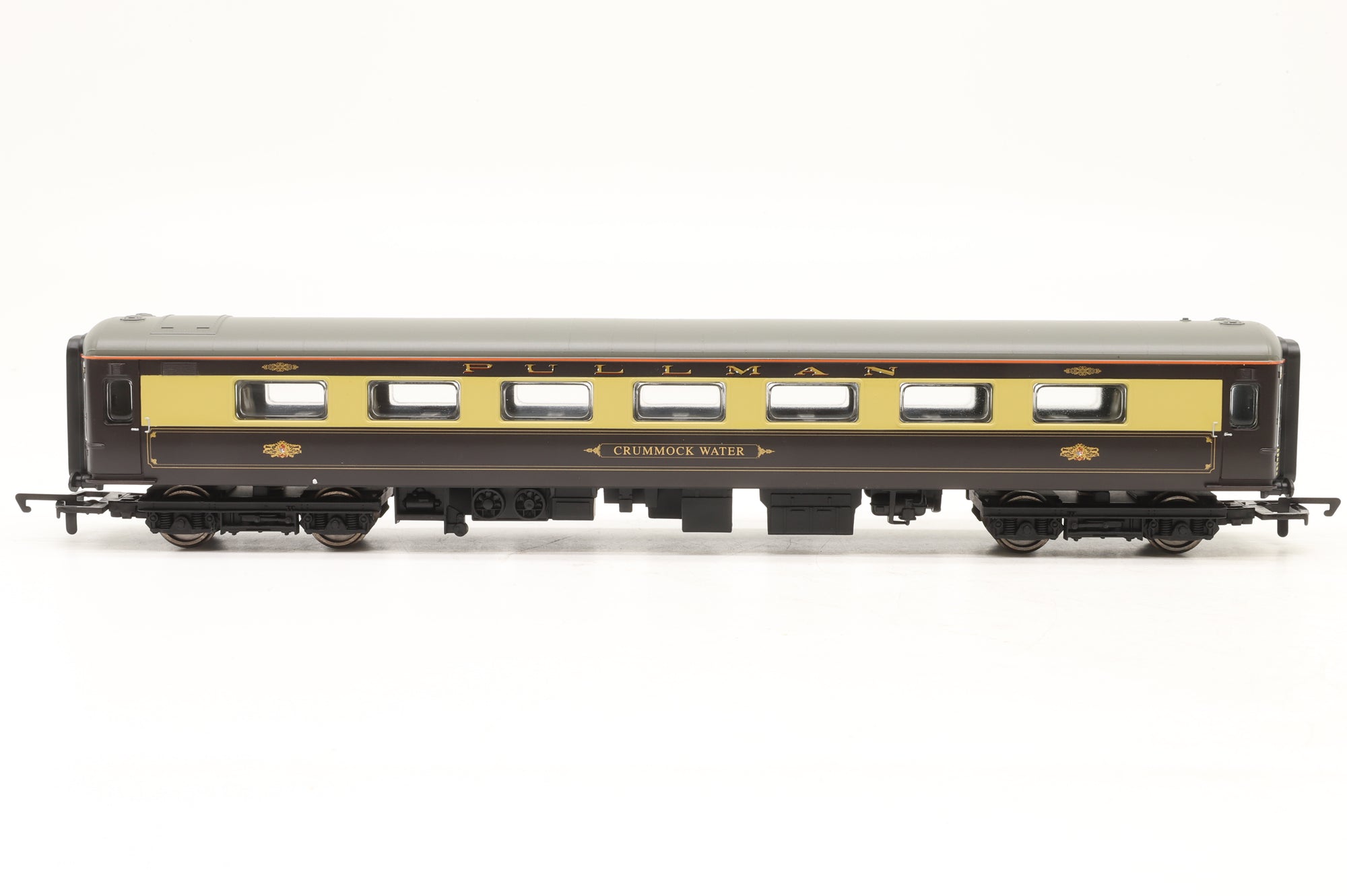 Hornby OO R2979 & R4455 West Coast Pullman Set & 3 Extra Coach Pack Ltd Ed 477/ 1000