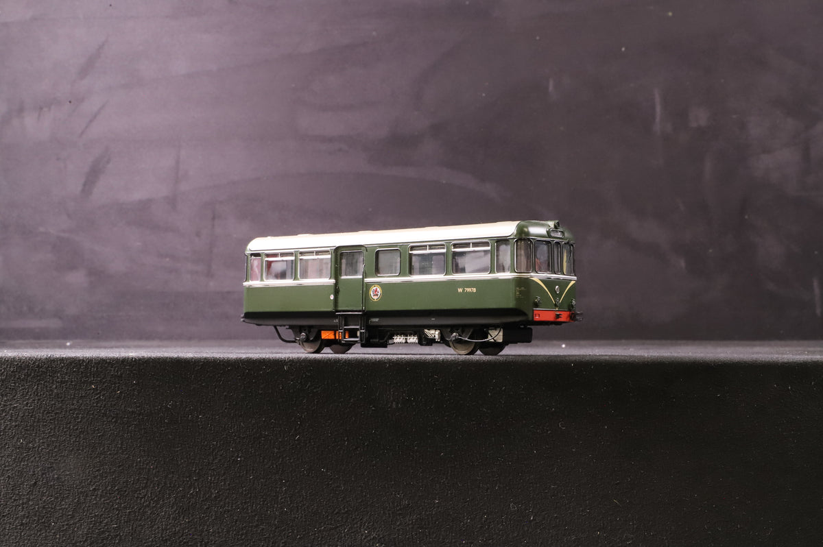 Heljan OO 8803 &#39;W79978&#39; BR Dark Green w/Speed Whiskers